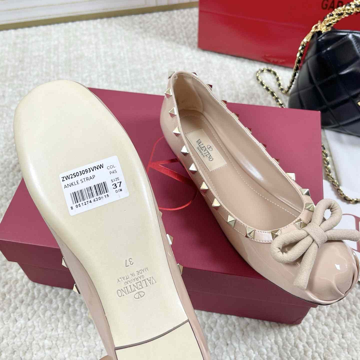 Valenti Rockstud Patent Leather Ballerina - DesignerGu