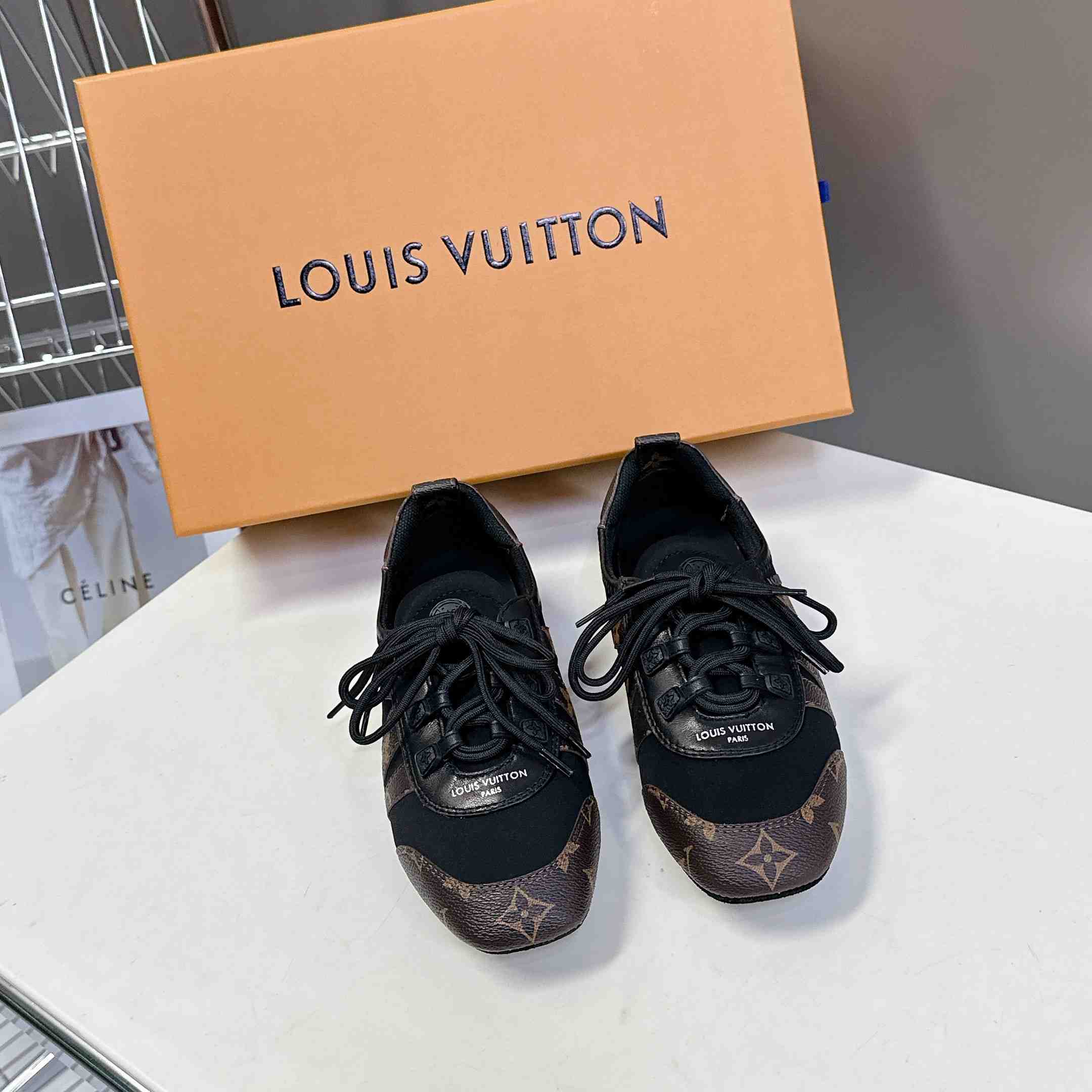 Louis Vuitton LV Sneakerina   1AHNDI - DesignerGu