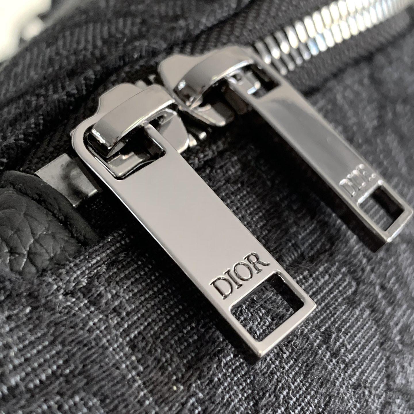 Dior 8 Belt Bag  - DesignerGu
