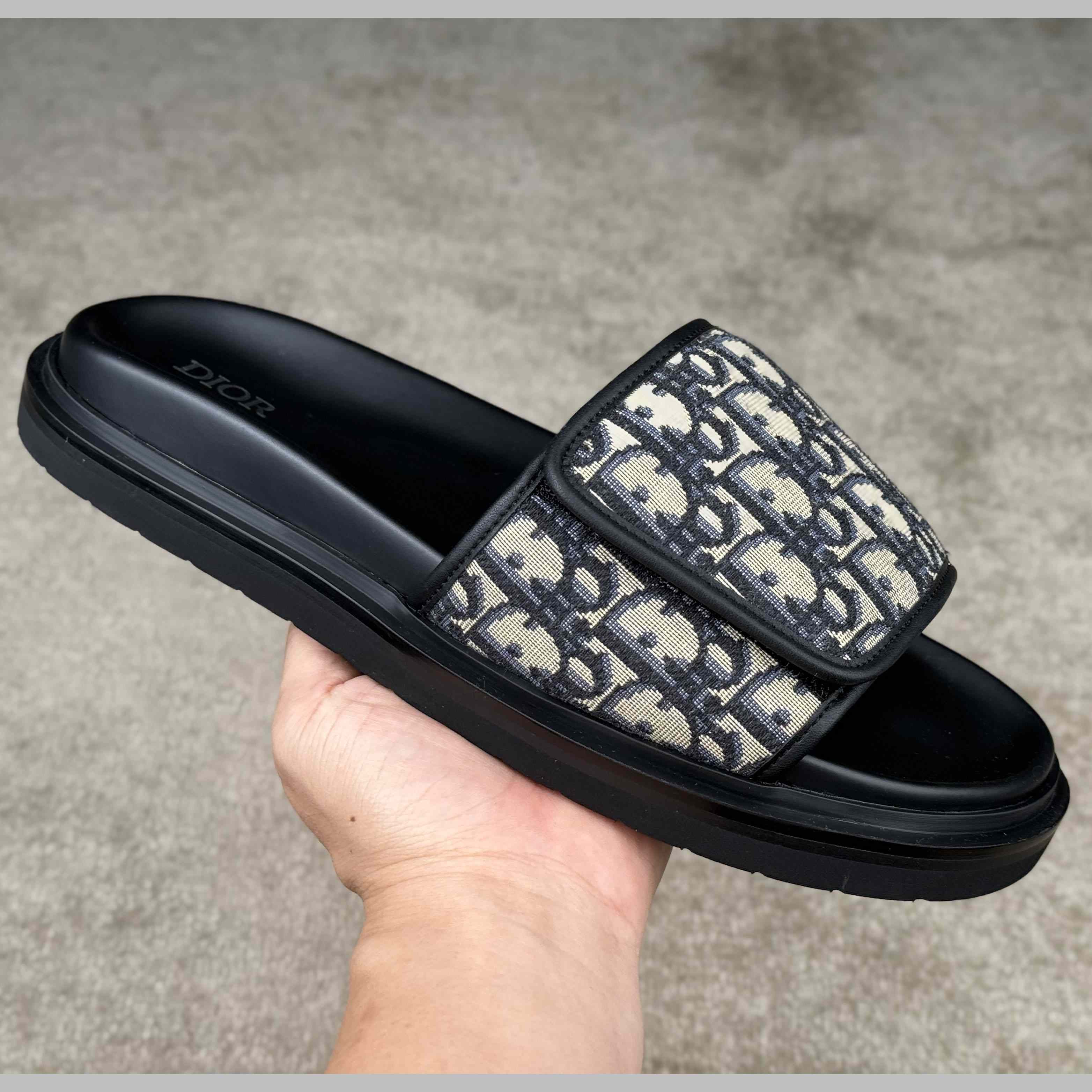 Dior Aqua Sandal  - DesignerGu