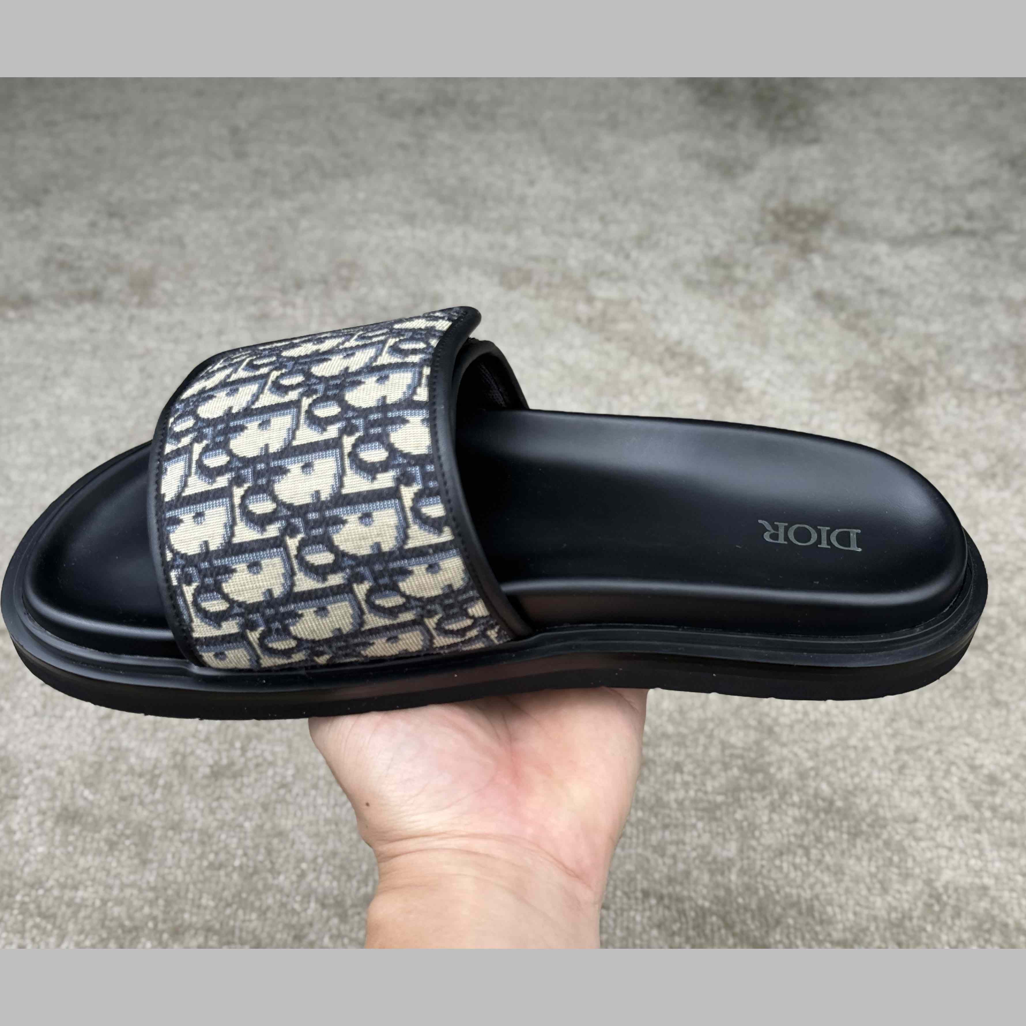 Dior Aqua Sandal  - DesignerGu