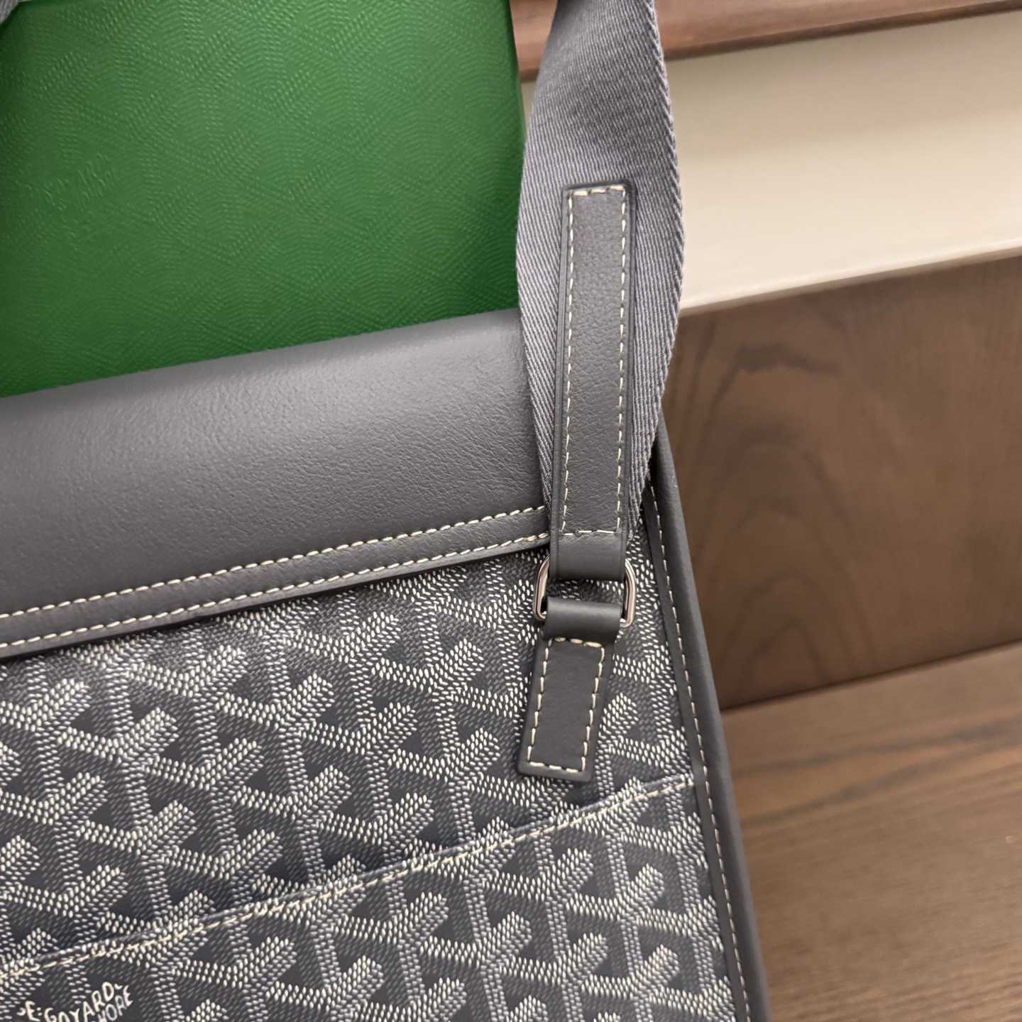 Goyard Coursier Messenger Bag - DesignerGu