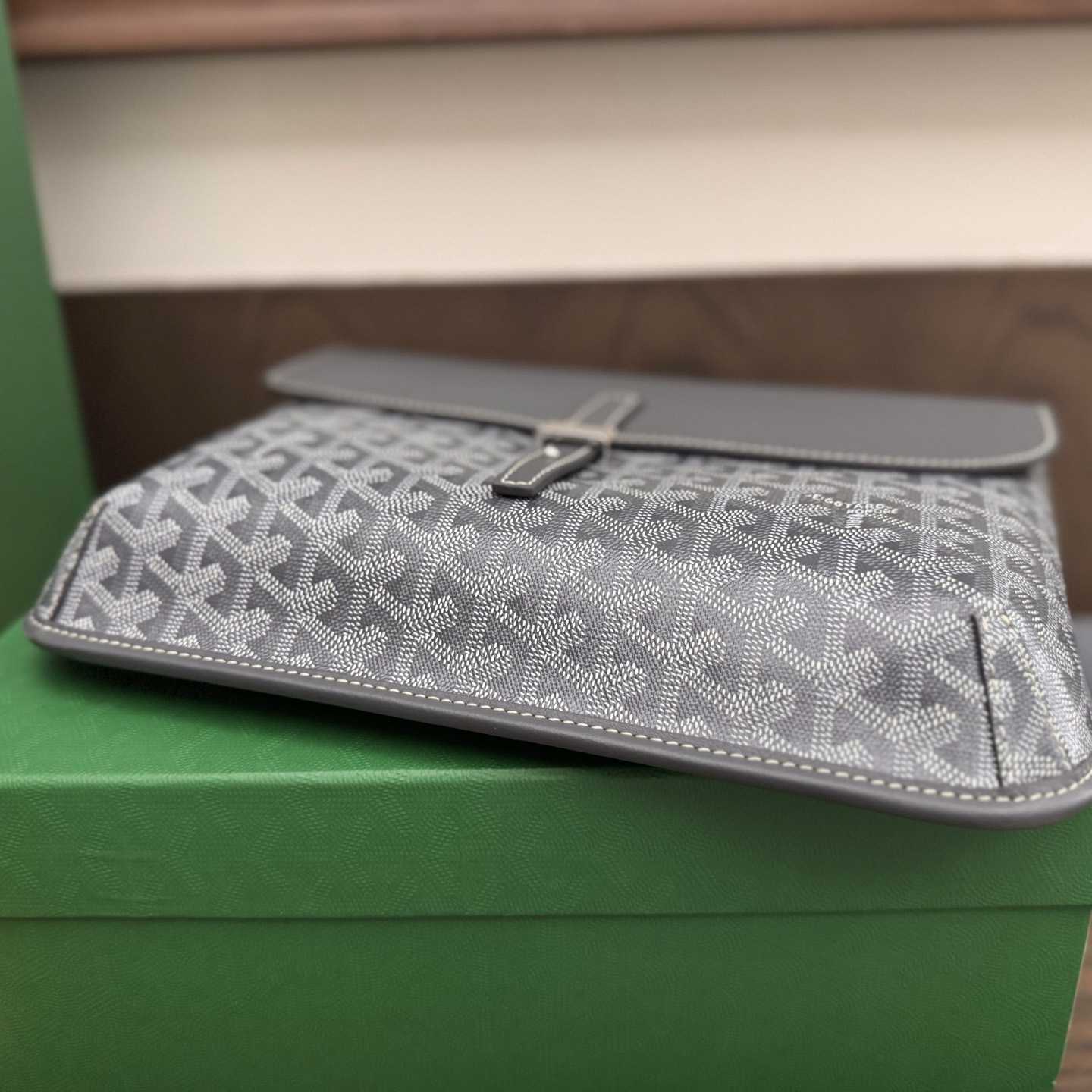 Goyard Coursier Messenger Bag - DesignerGu