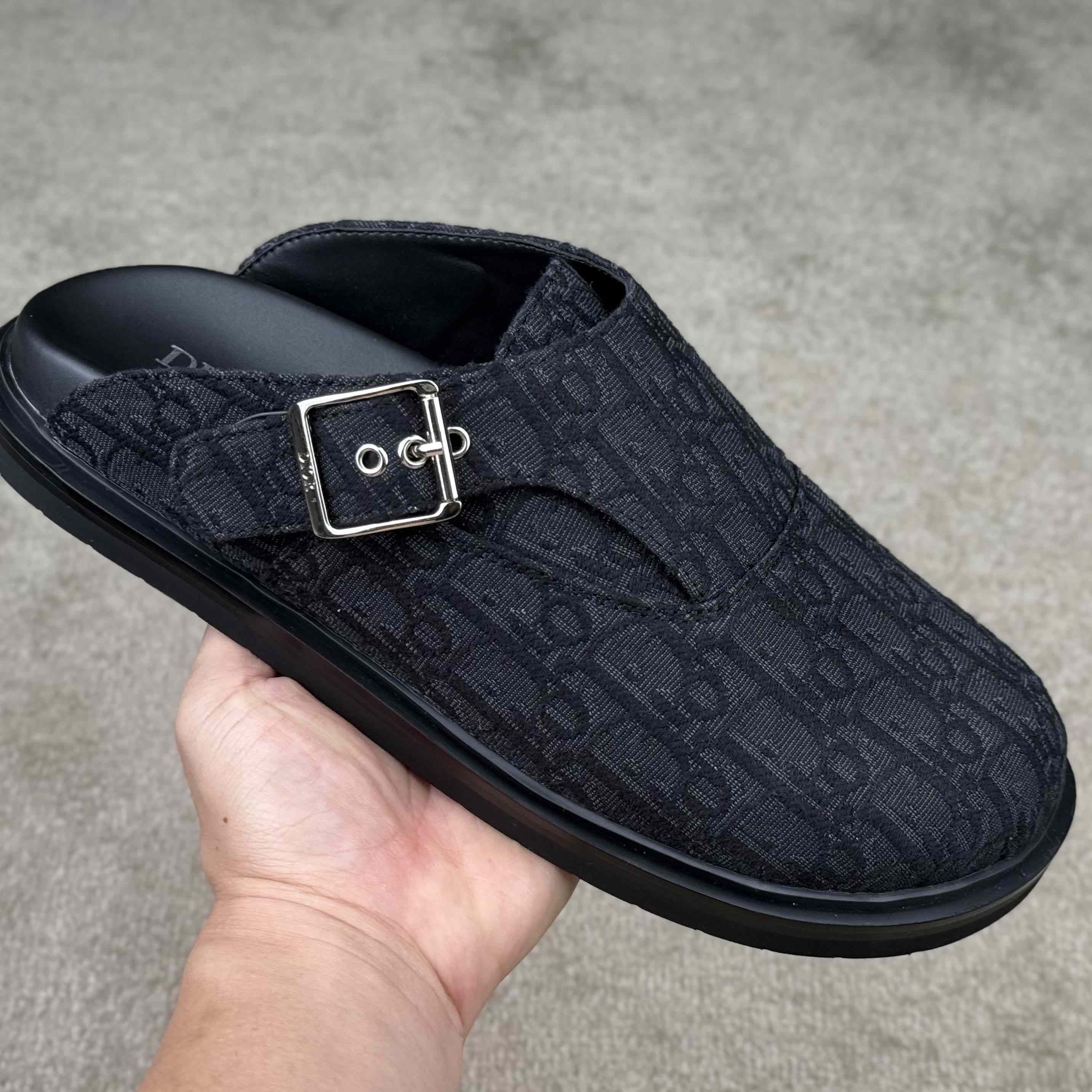 Dior Aqua Mule  - DesignerGu