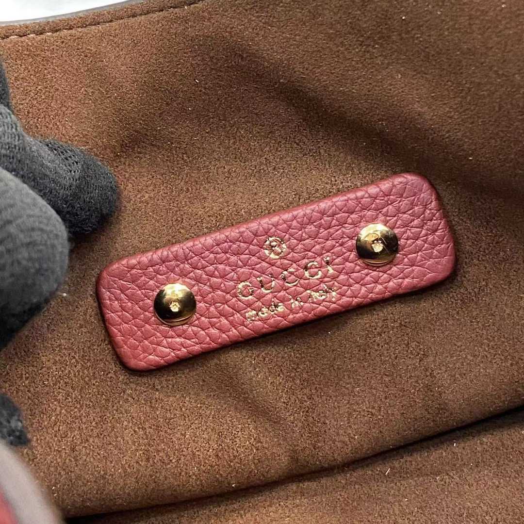 Gucci Softbit Medium Top Handle Bag - DesignerGu