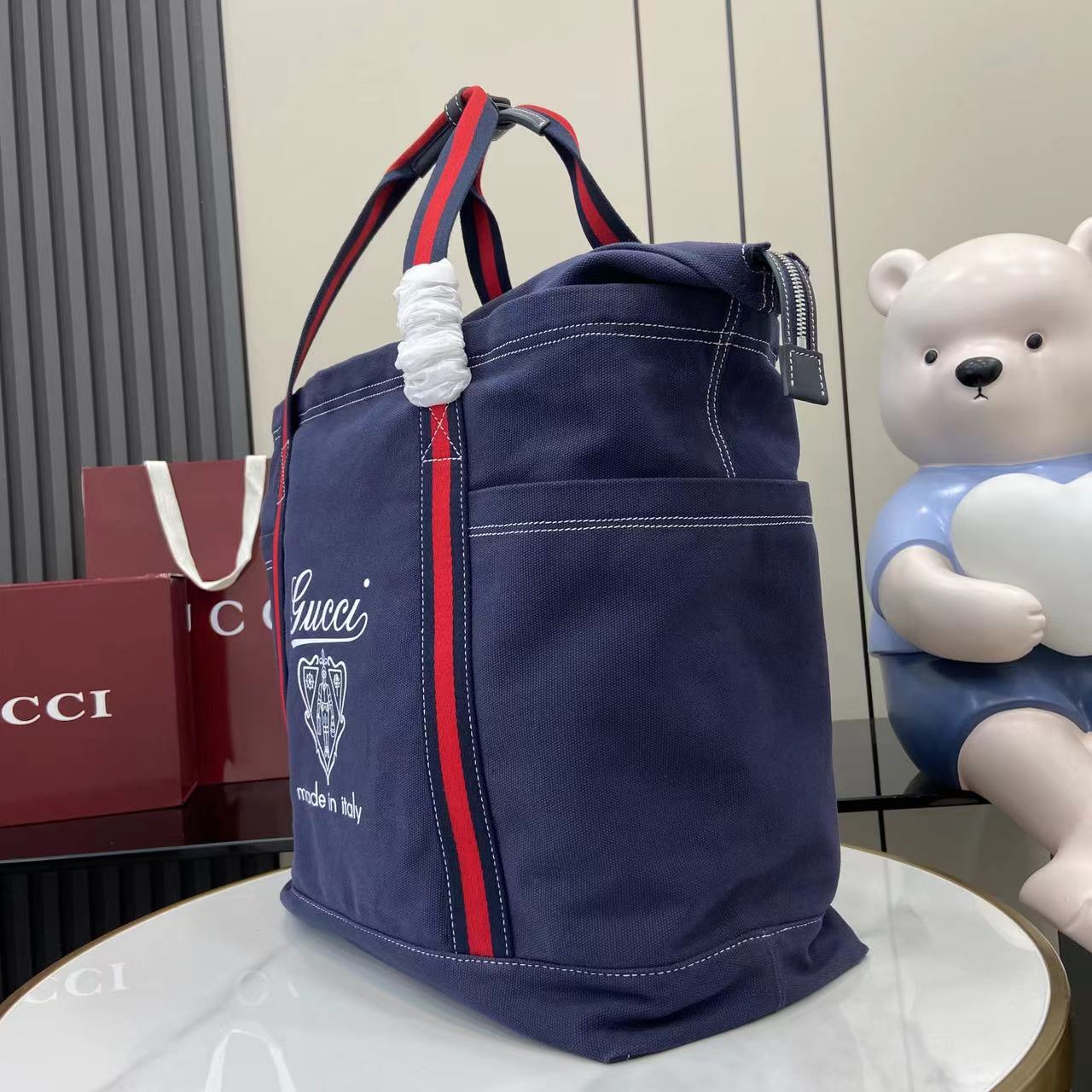 Gucci Printed Canvas Large Tote Bag - DesignerGu