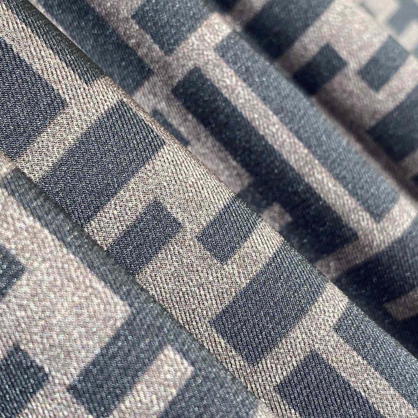 Fendi Brown Silk Short - DesignerGu