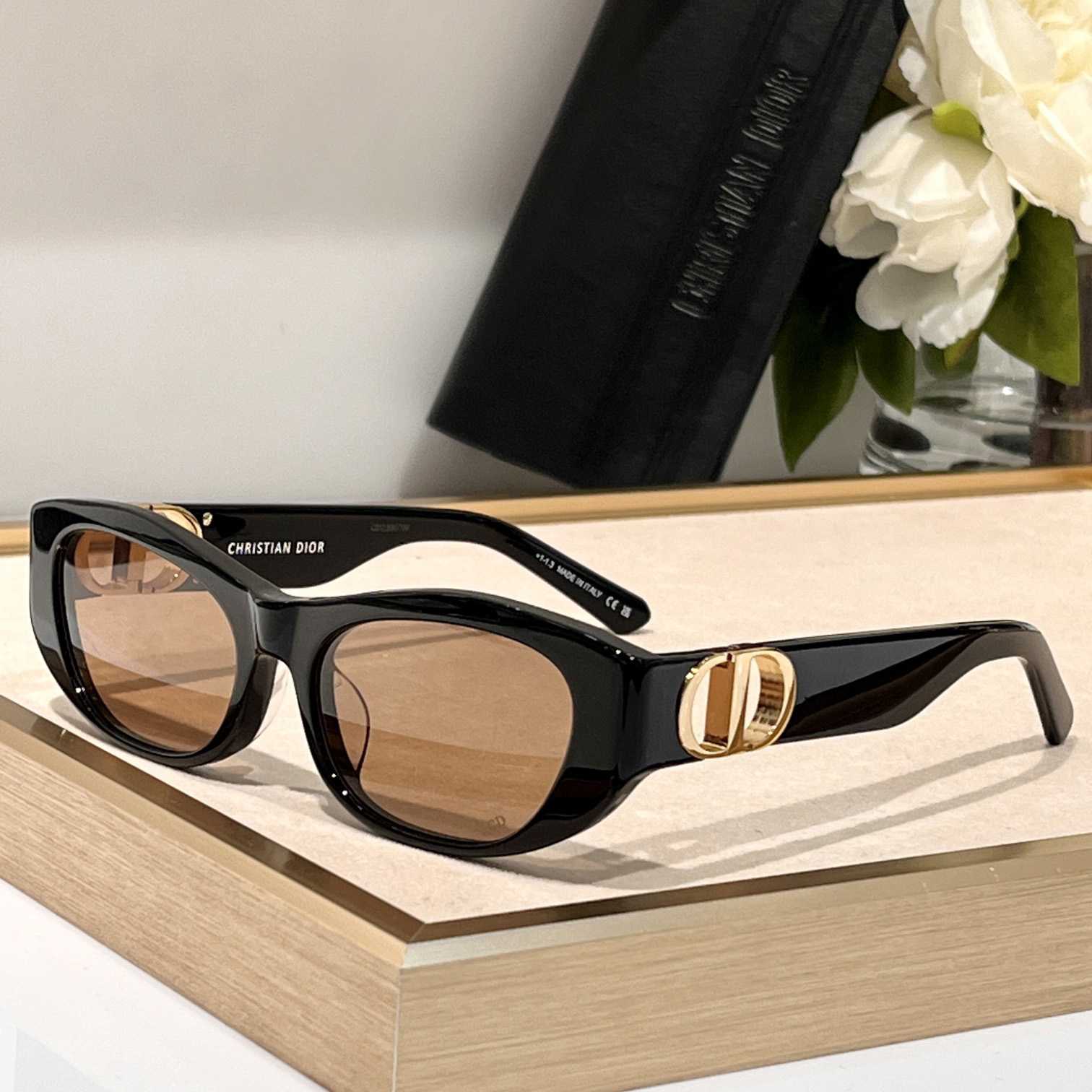 Dior 30Montaigne S9U Sunglasses  - DesignerGu