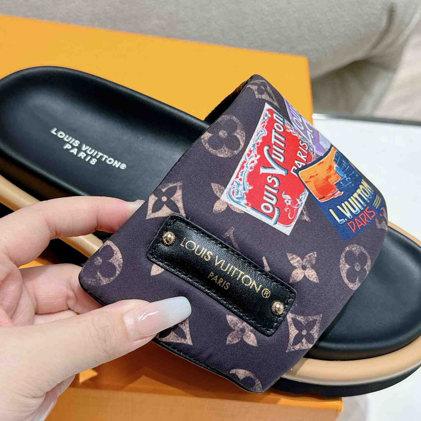 Louis Vuitton Pool Pillow Comfort Mule    1ACTDU(50% Off Sale) xz720 - DesignerGu