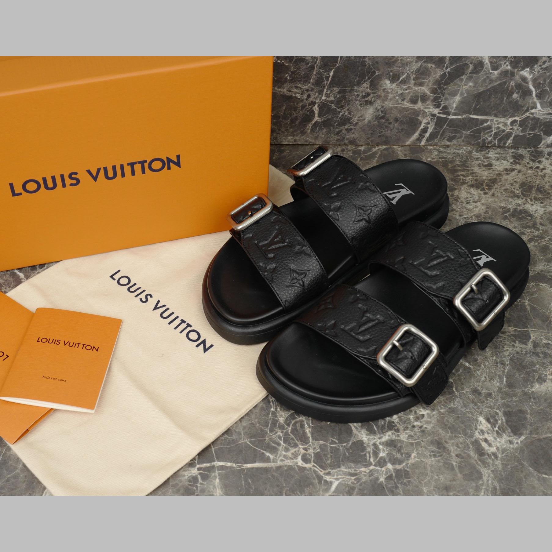 Louis Vuitton LV Venice Mule  1AHSJM - DesignerGu