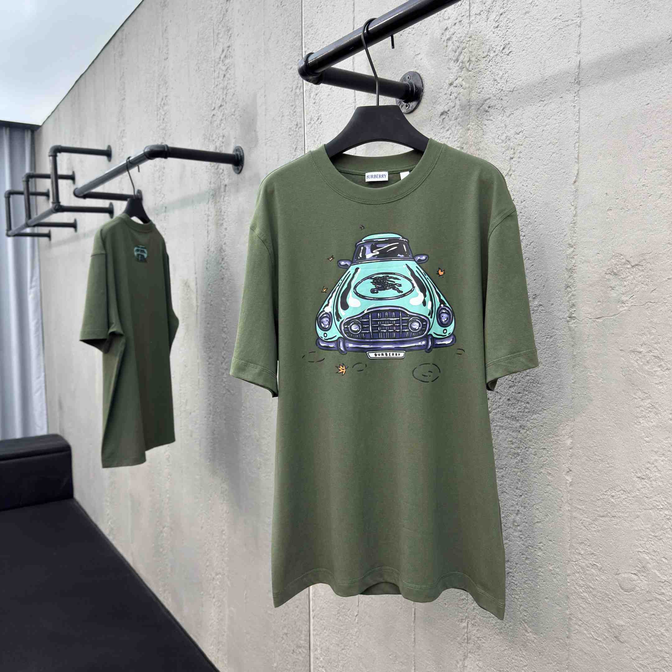 Burberry Car Cotton T-shirt - DesignerGu