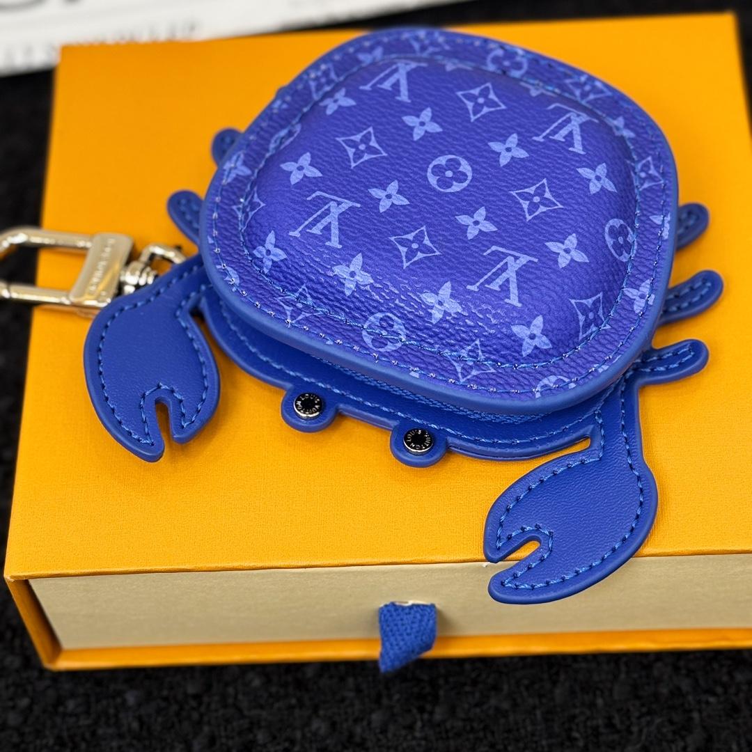 Louis Vuitton LV Crab Bag Charm   M02217 - DesignerGu