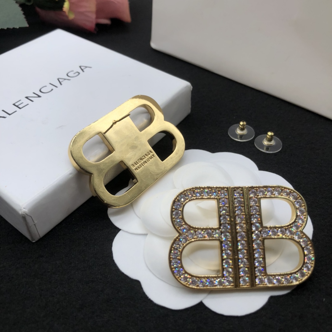Balenciaga BB Earrings - DesignerGu