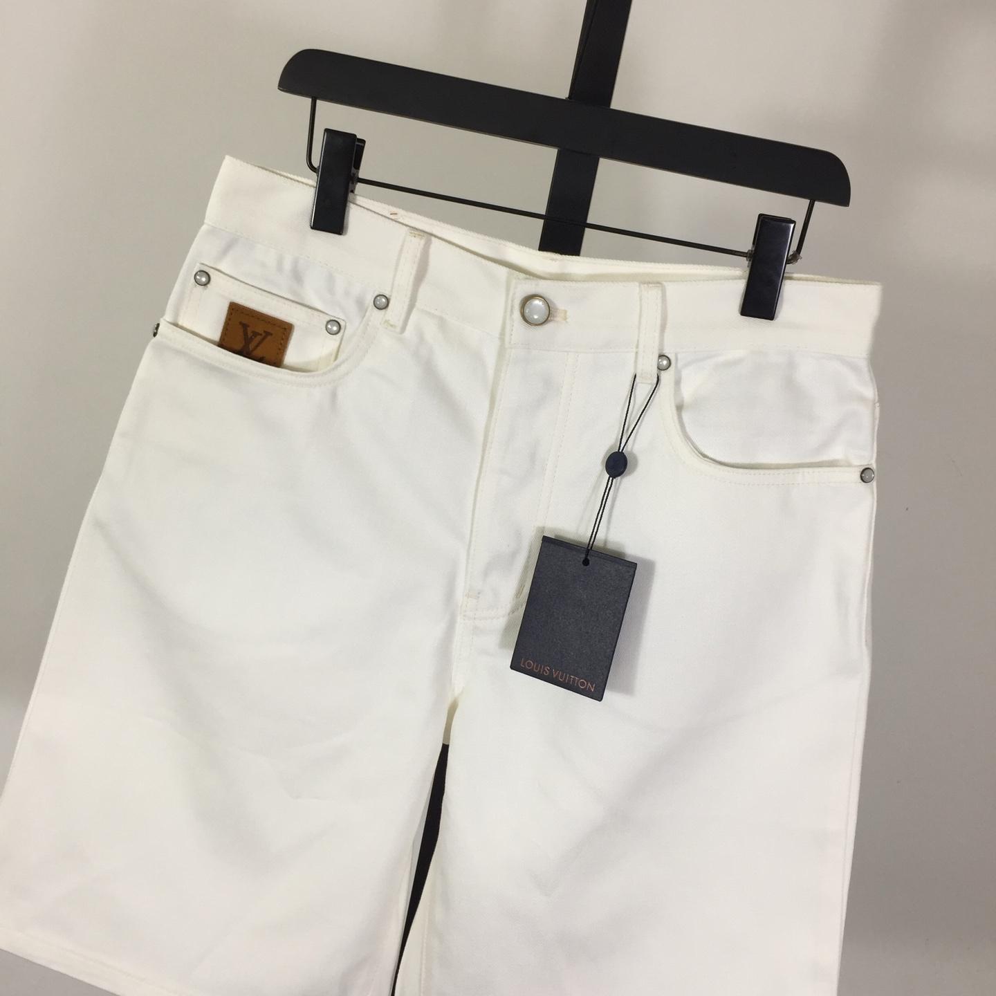 Louis Vuitton Denim Shorts   1AHVDJ - DesignerGu