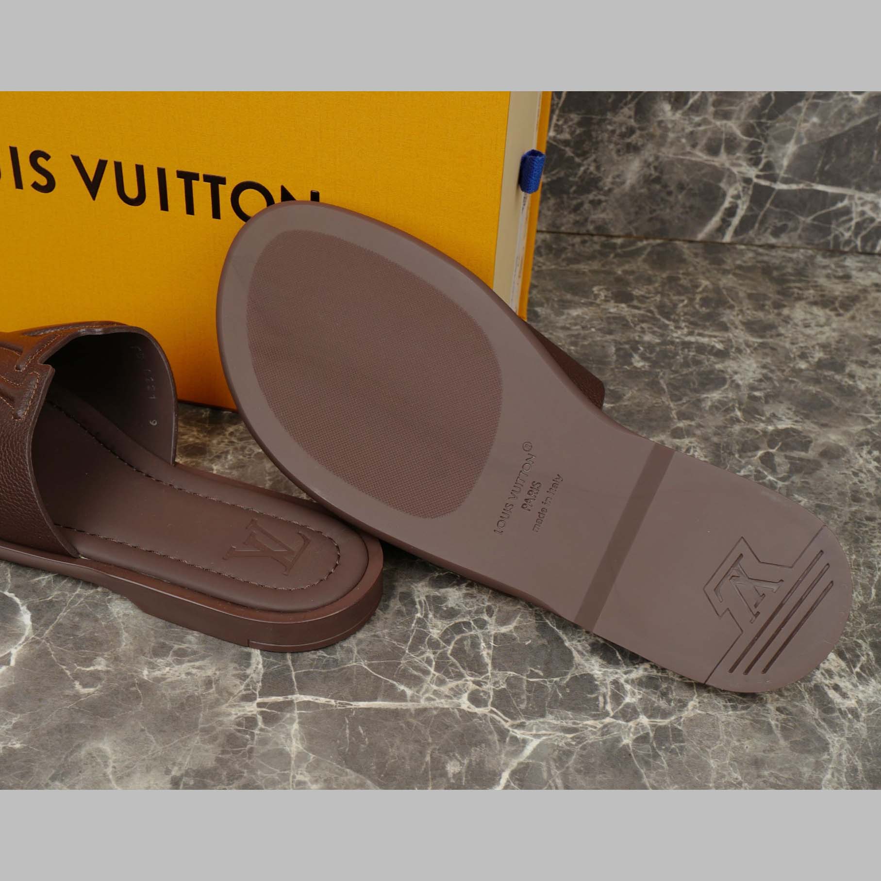 Louis Vuitton LV Portofino Mule   1AHSH3 - DesignerGu