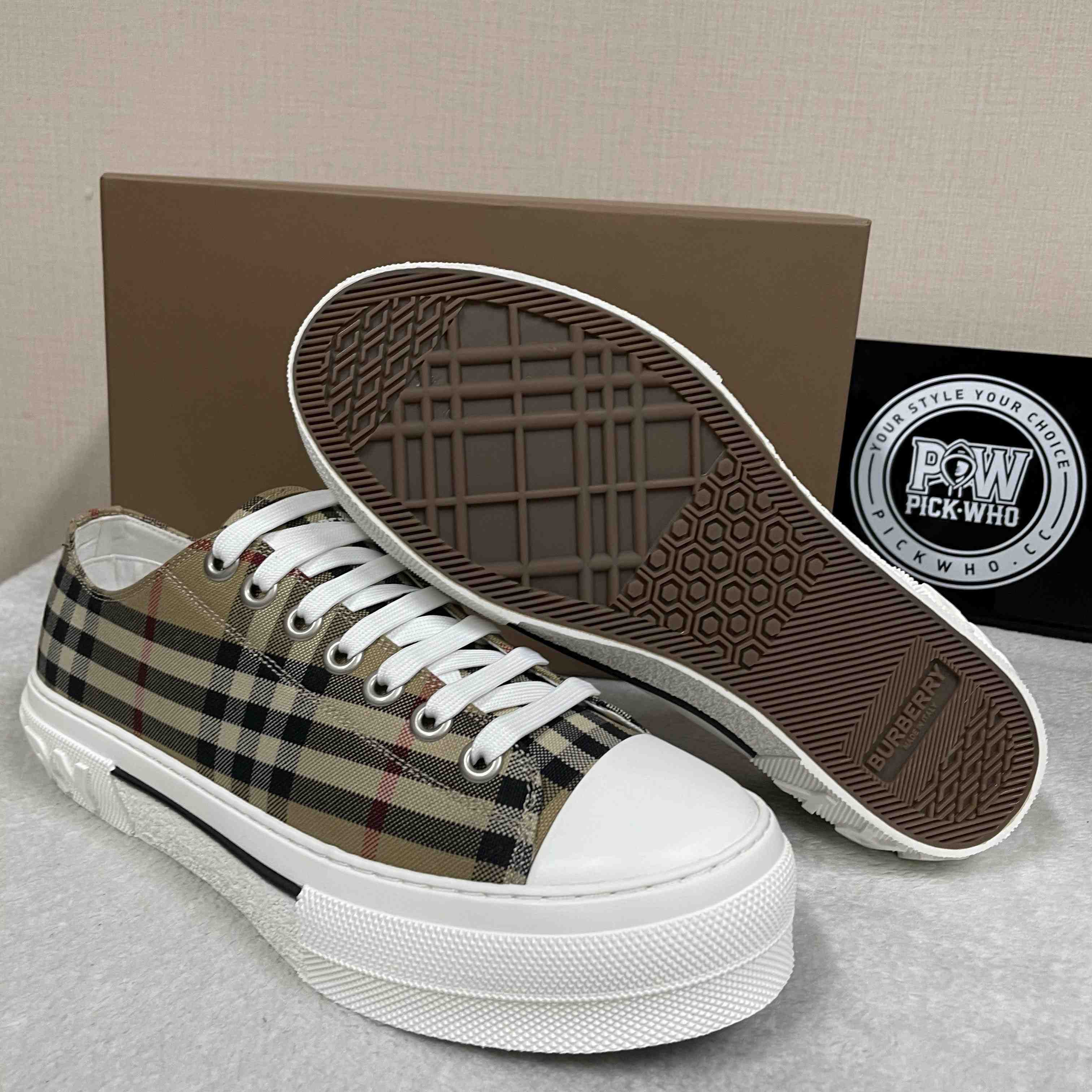 Burberry Check Low Top Sneaker - DesignerGu