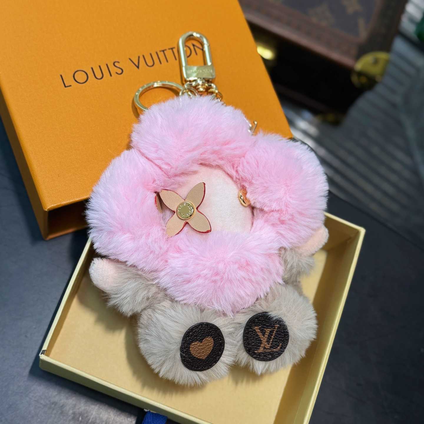 Louis Vuitton My Vivienne Bag Charm   M02348 - DesignerGu