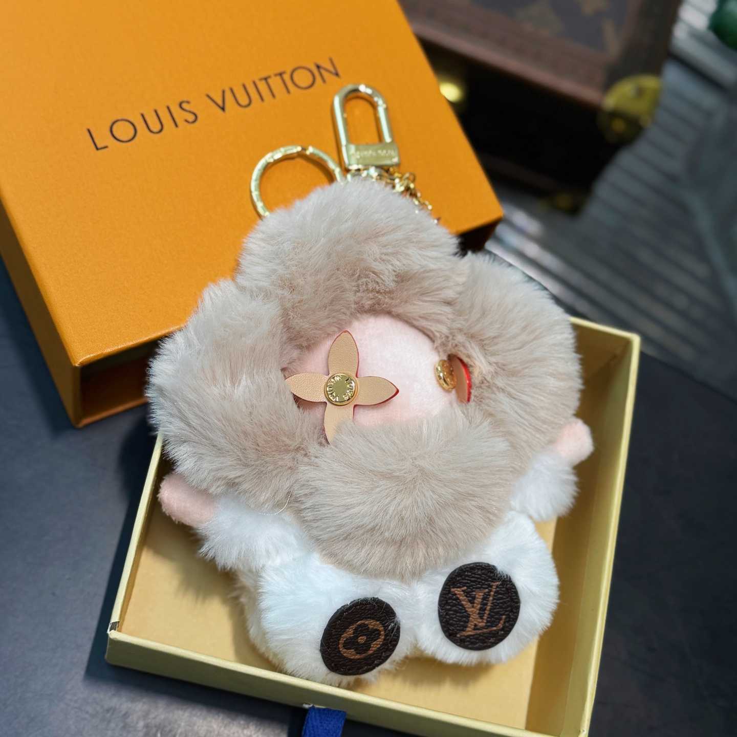Louis Vuitton My Vivienne Bag Charm   M02324 - DesignerGu
