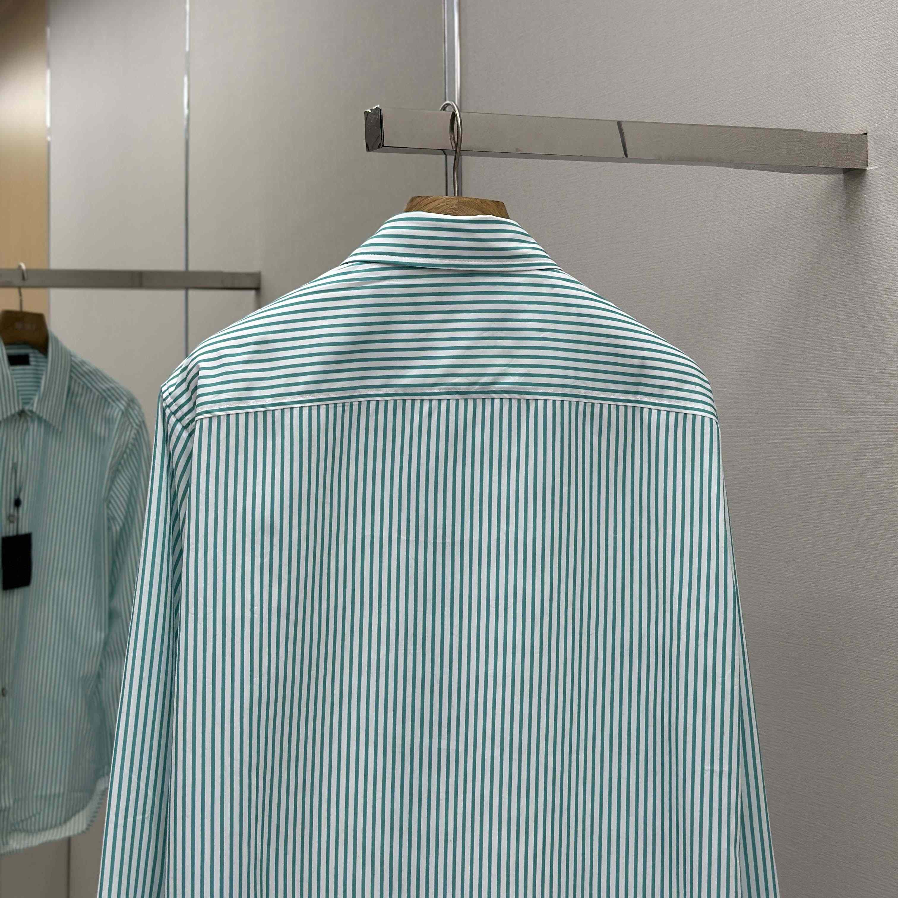 Louis Vuitton Monogram Striped Shirt   1AHVXI - DesignerGu