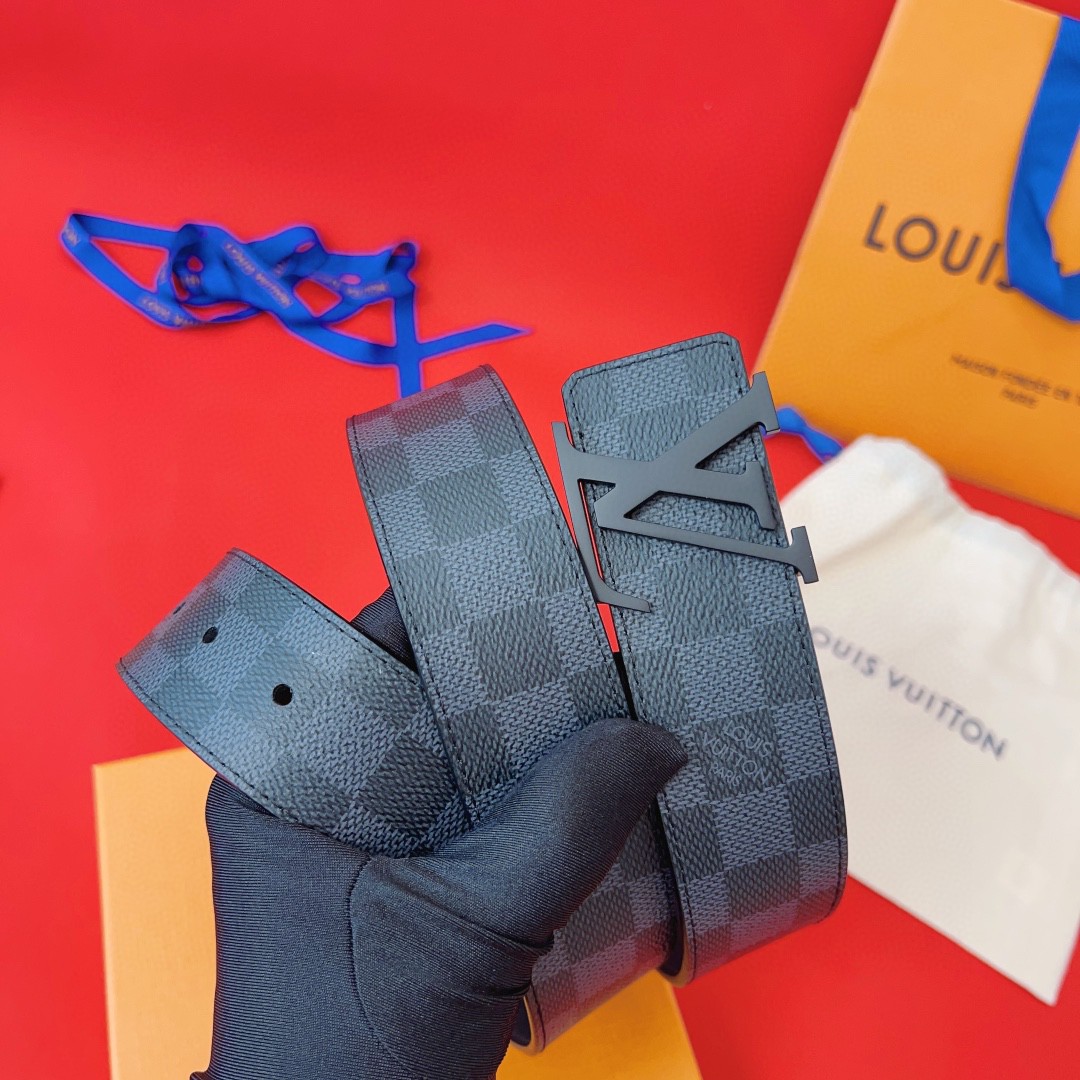 Louis Vuitton Reversible Belt - DesignerGu