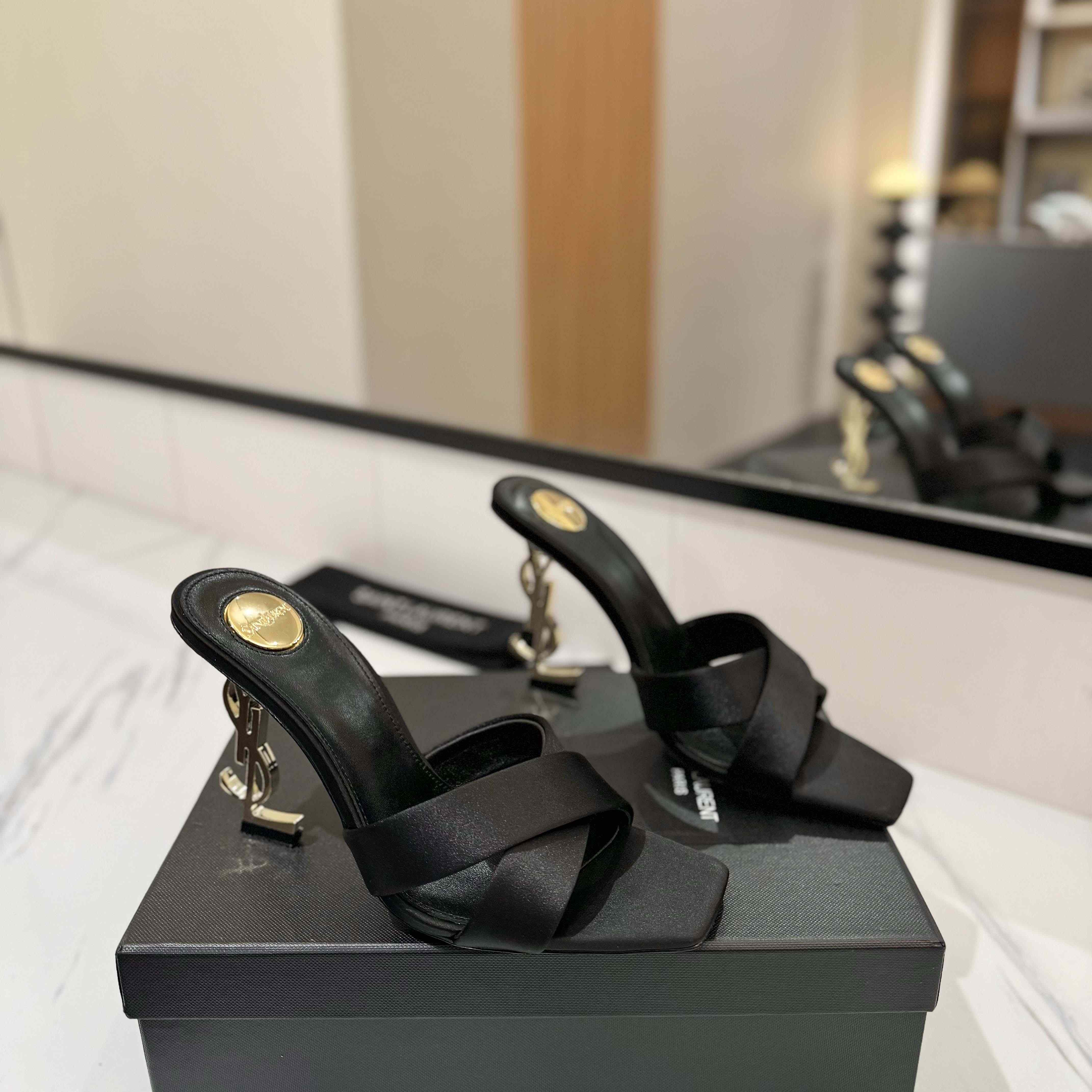 Saint Laurent 105mm Sandals - DesignerGu