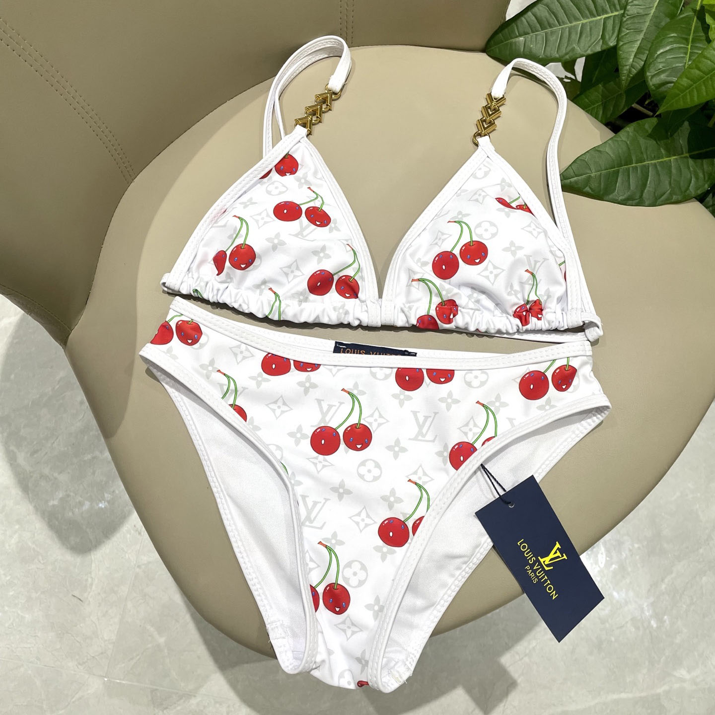 Louis Vuitton LV x TM Cherry Bikini Top    1AHIAY - DesignerGu