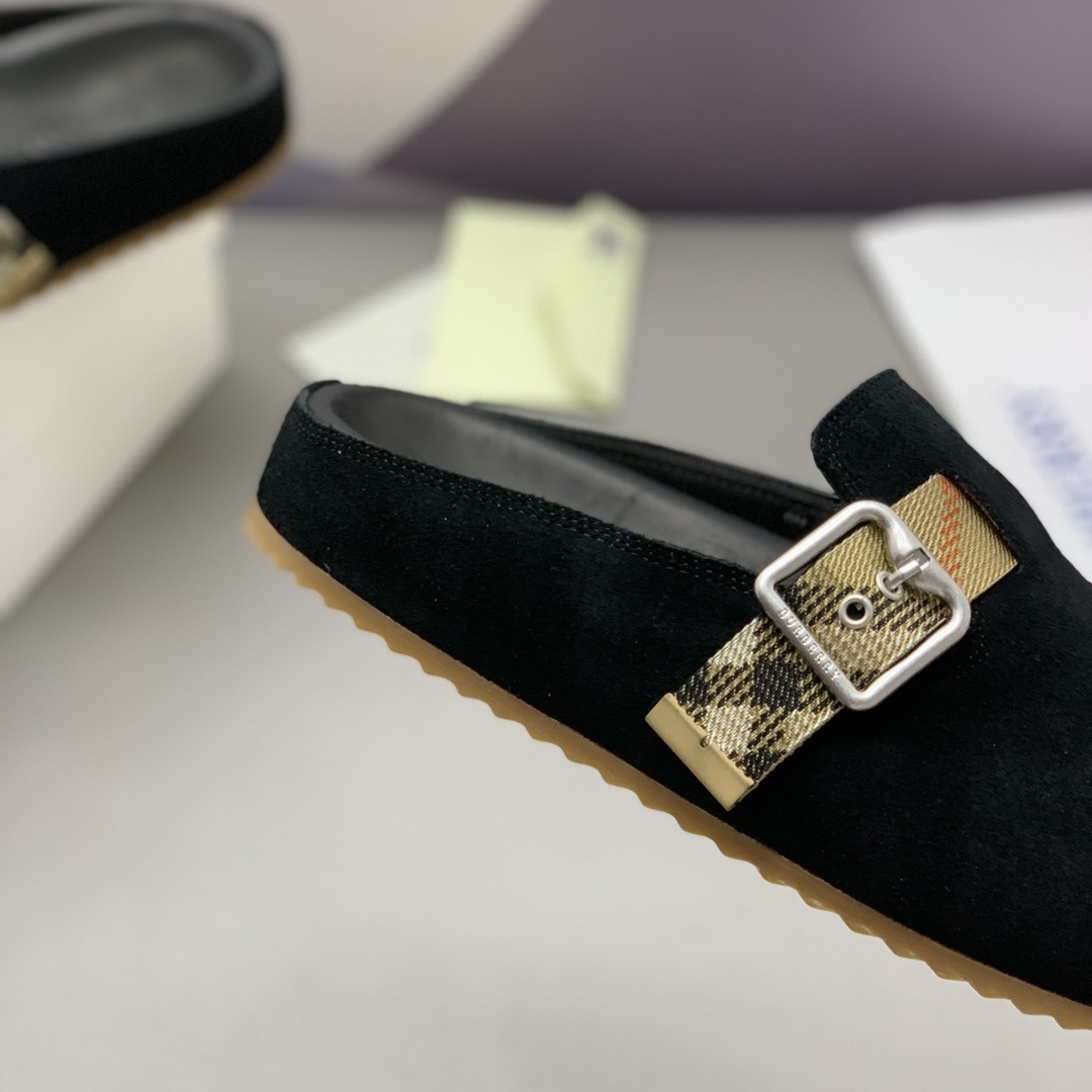 Burberry Suede Urchin Clogs - DesignerGu