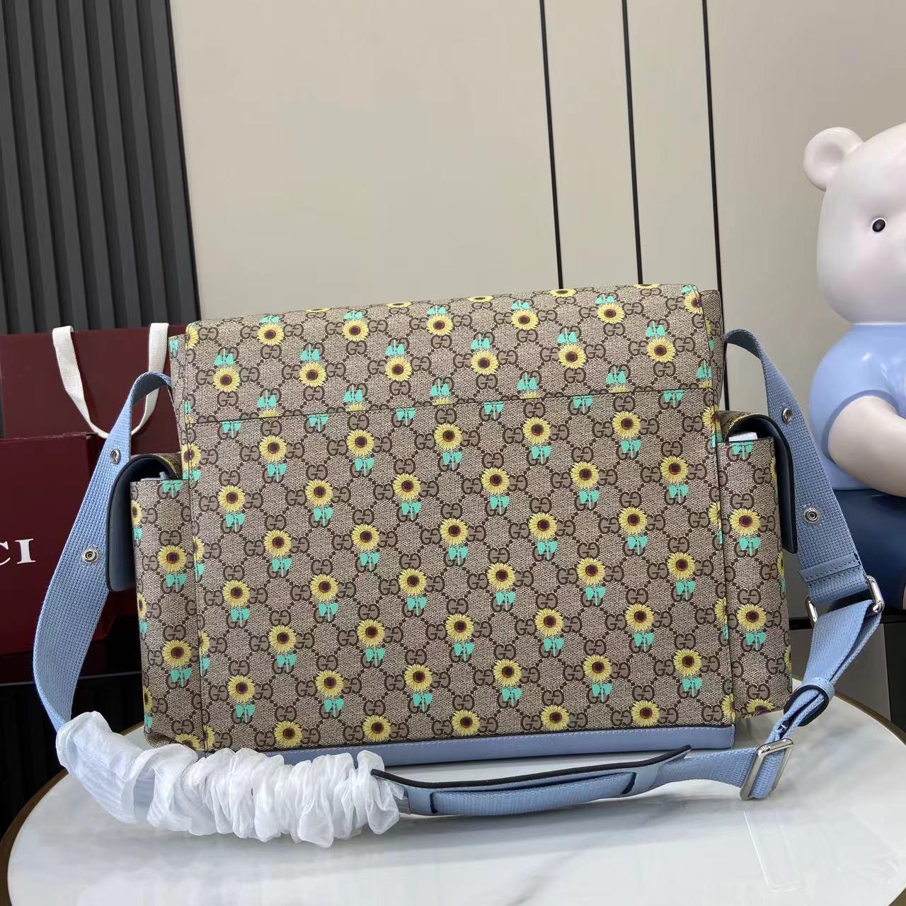 Gucci Large Changing Bag - DesignerGu