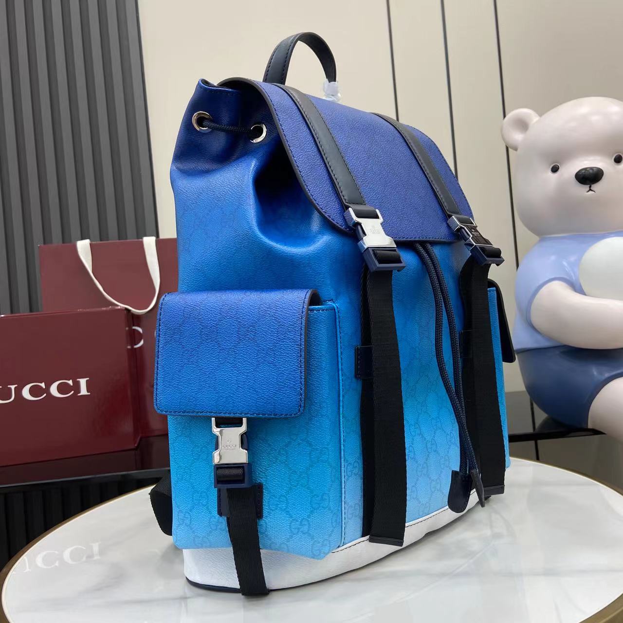 Gucci Chroma Large Backpack - DesignerGu