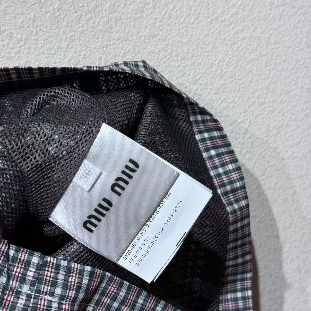 Miu Miu Women's Shorts - DesignerGu