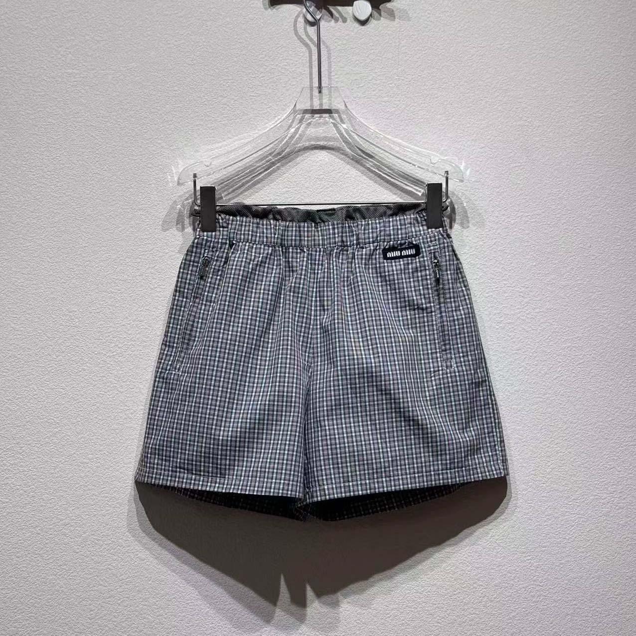 Miu Miu Women's Shorts - DesignerGu