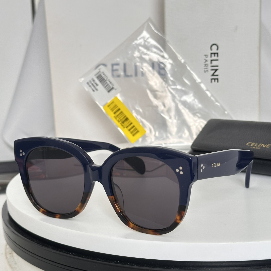 Celine CL4002UN Sunglasses  - DesignerGu