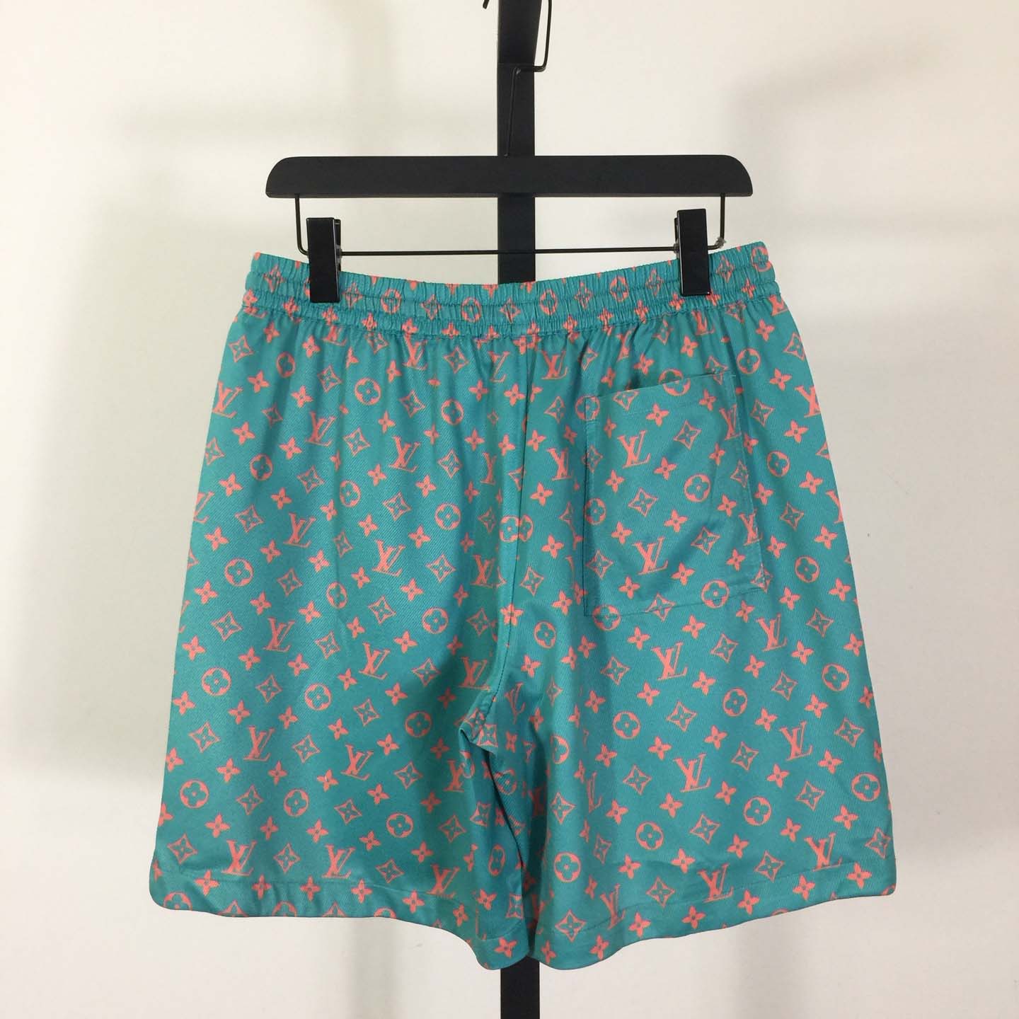 Louis Vuitton Monogram Silk Shorts   1AHVQI - DesignerGu
