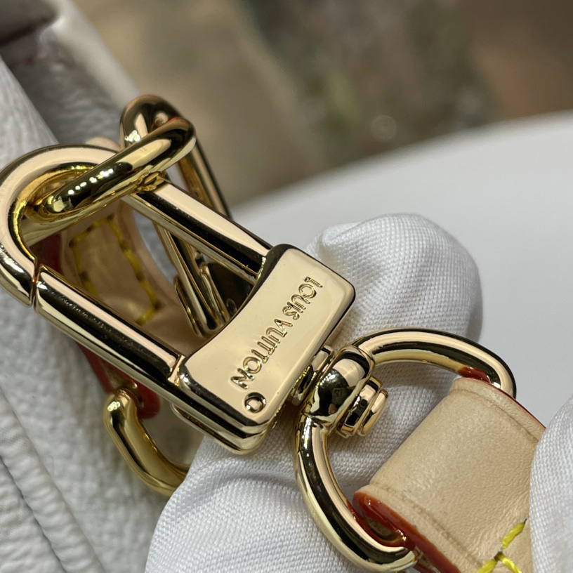 Louis Vuitton LV x TM Pochette Métis East West   M14231 - DesignerGu