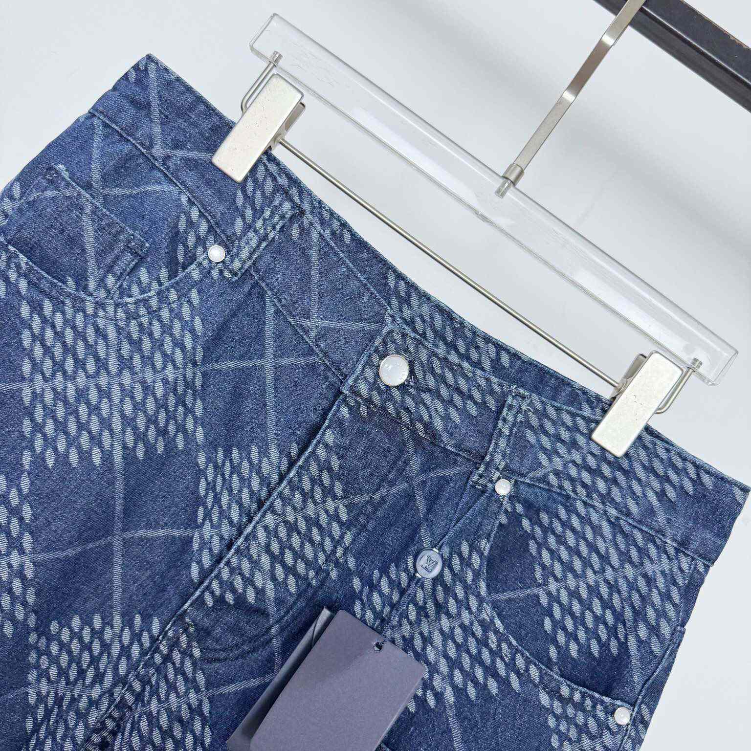 Louis Vuitton Denim Carpenter Shorts    1AGIWB - DesignerGu