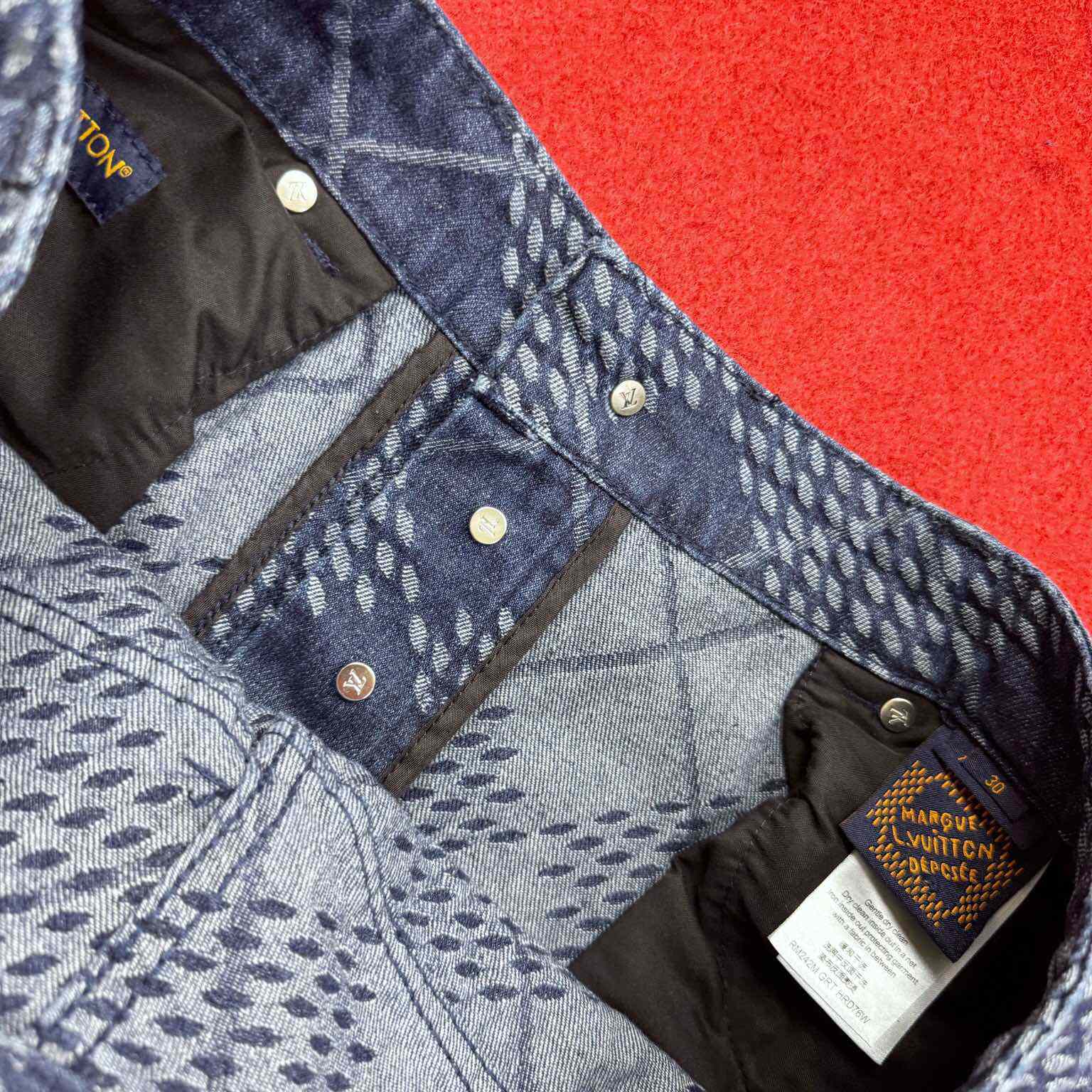 Louis Vuitton Denim Carpenter Shorts    1AGIWB - DesignerGu