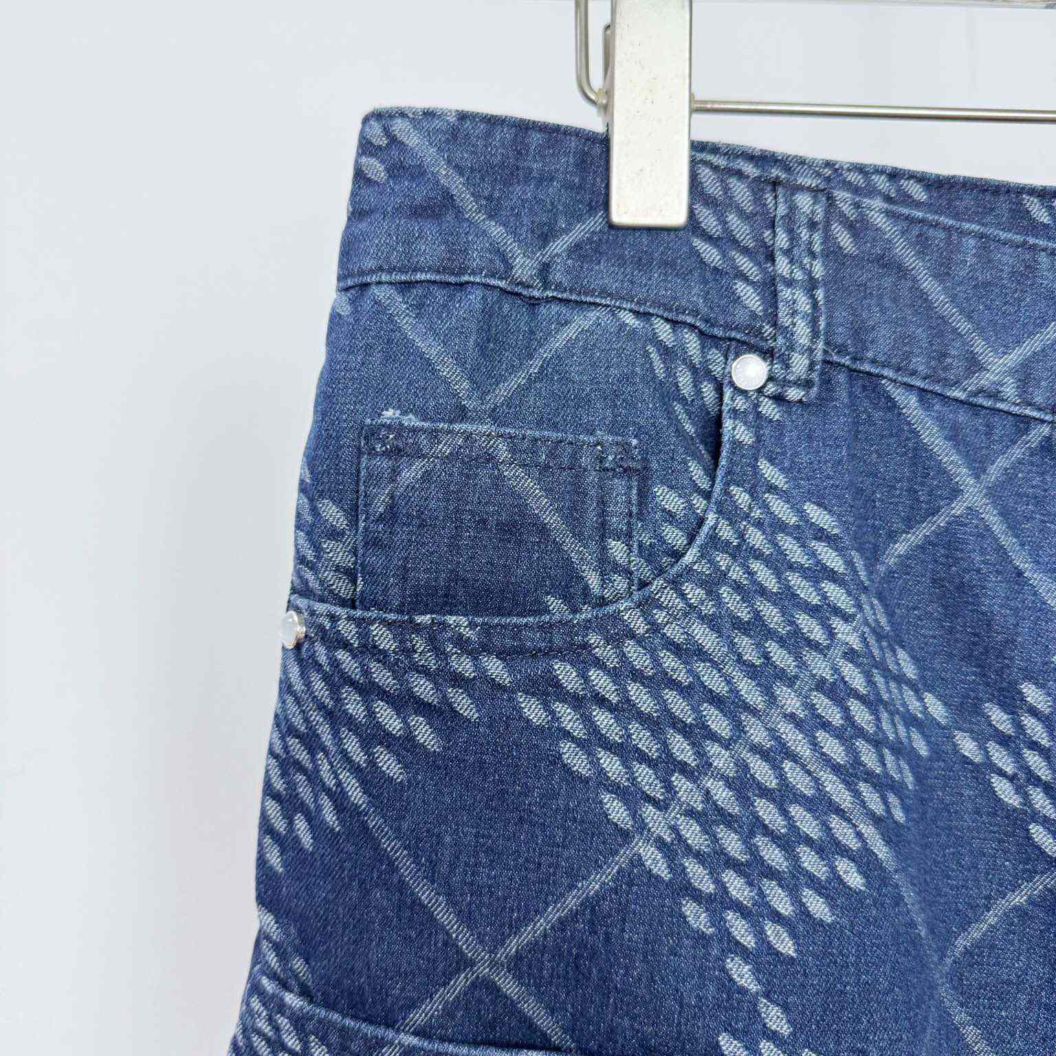 Louis Vuitton Denim Carpenter Shorts    1AGIWB - DesignerGu