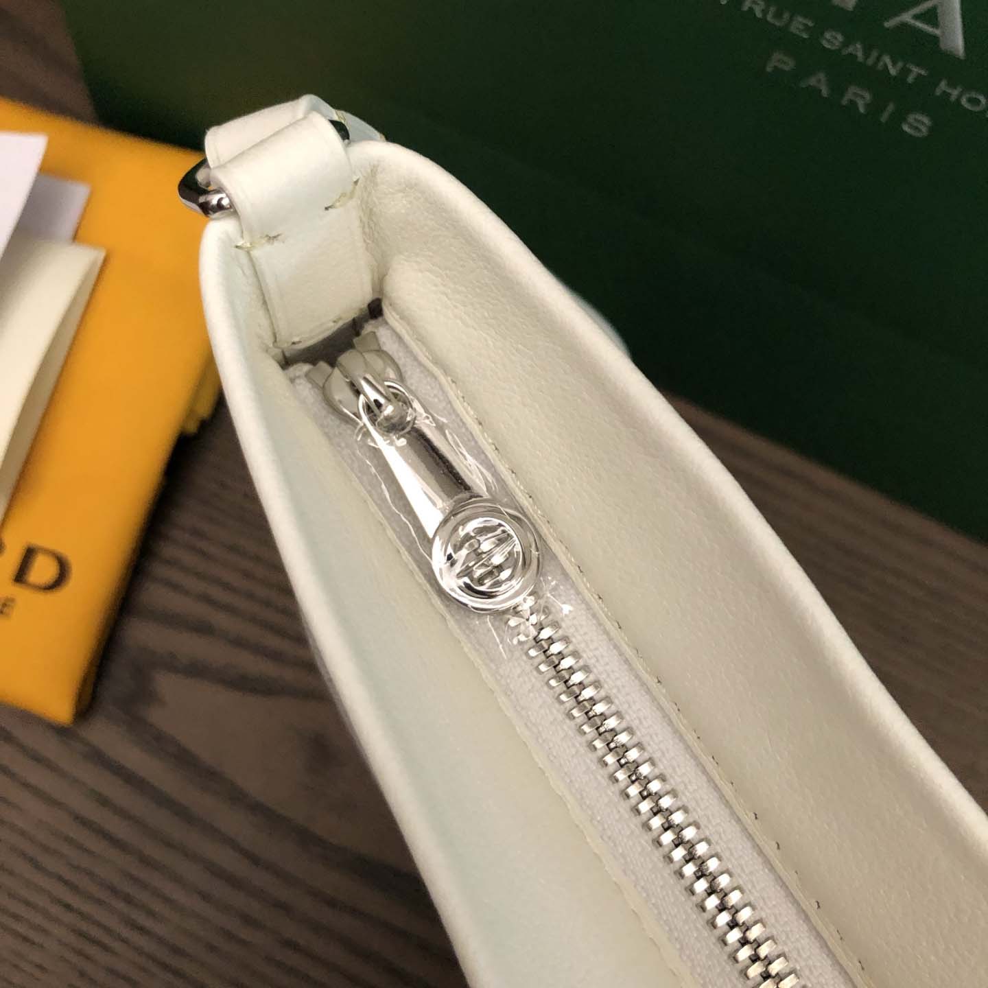 Goyard Conti Pouch - DesignerGu
