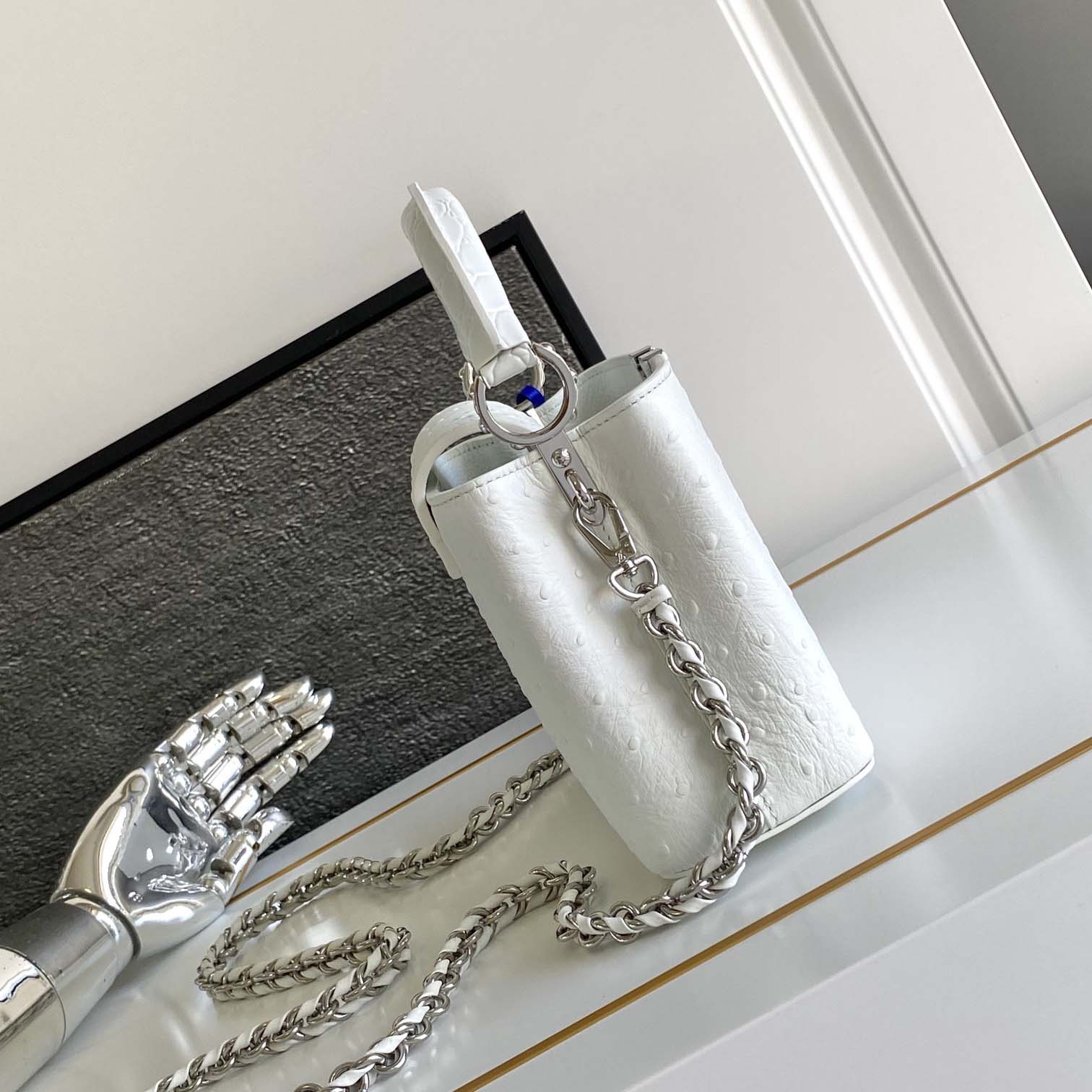 Louis Vuitton Capucines  21x14x8CM  M83116  - DesignerGu