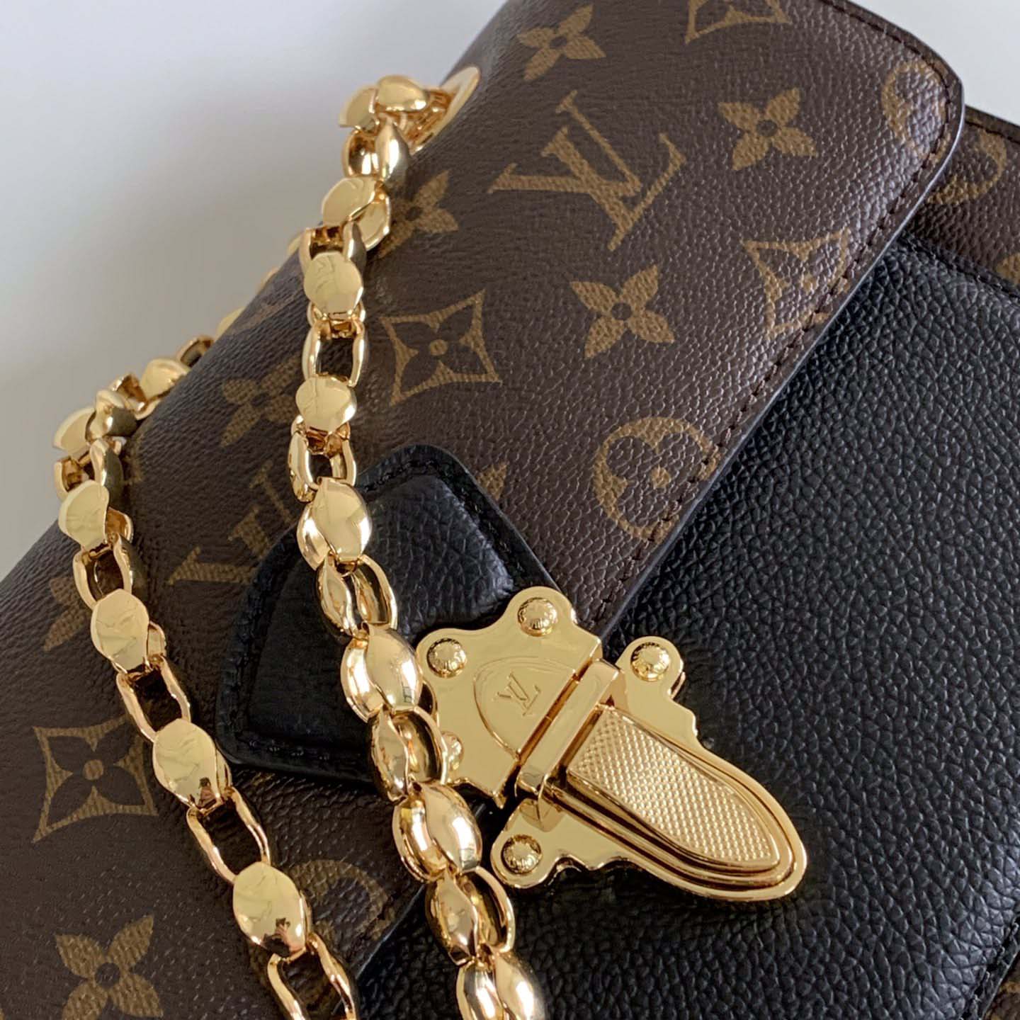 Louis Vuitton Victoire Monogram Bag  M41730 - DesignerGu