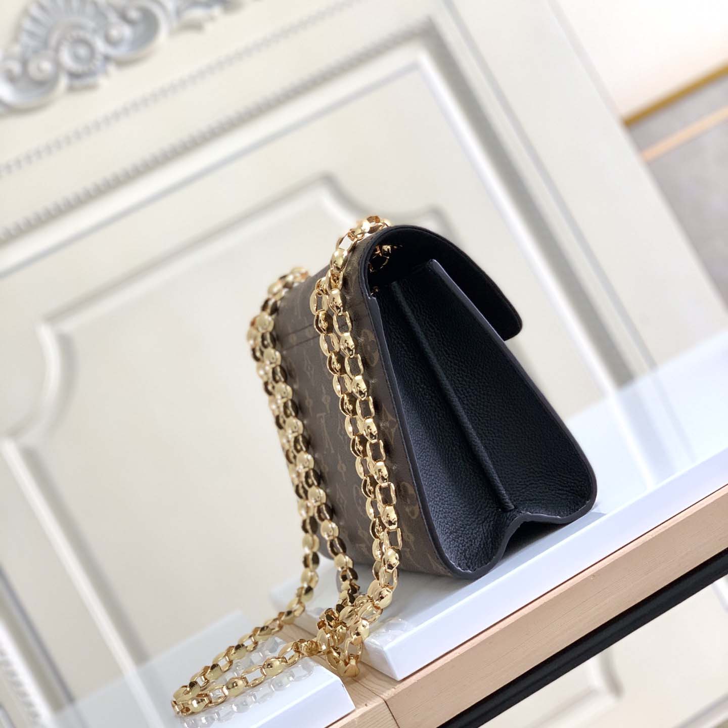 Louis Vuitton Victoire Monogram Bag  M41730 - DesignerGu