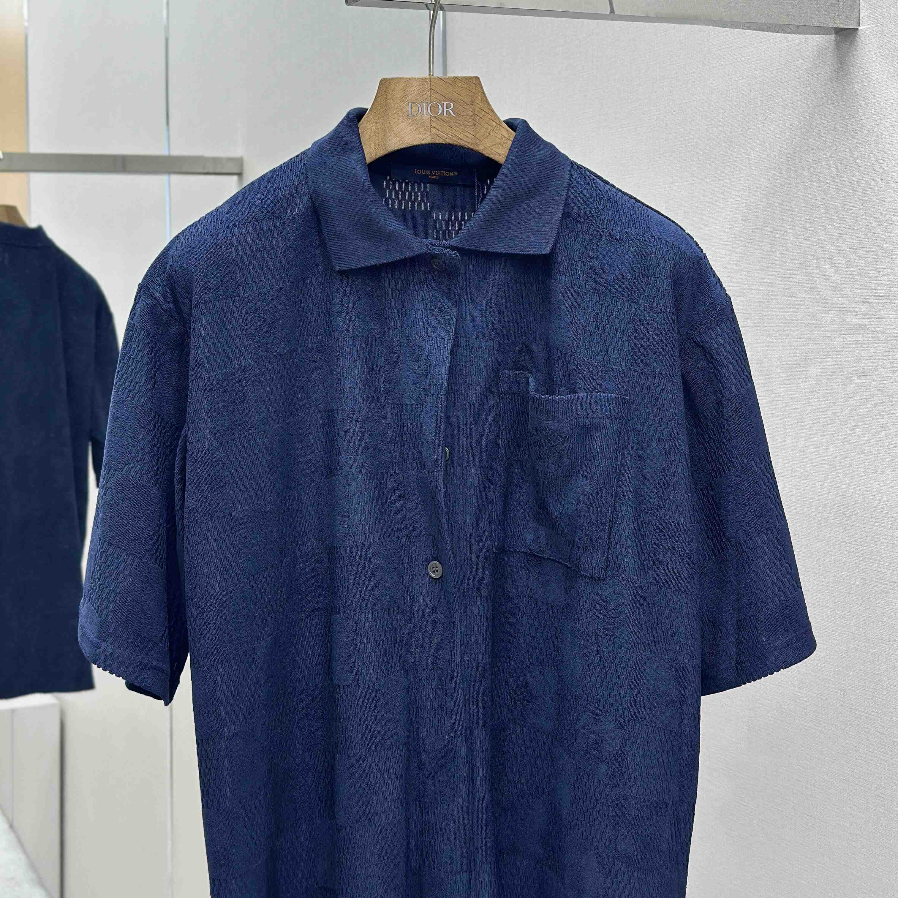 Louis Vuitton Damier French Terry Short-Sleeved Cotton-Blend Shirt   1AGK51 - DesignerGu