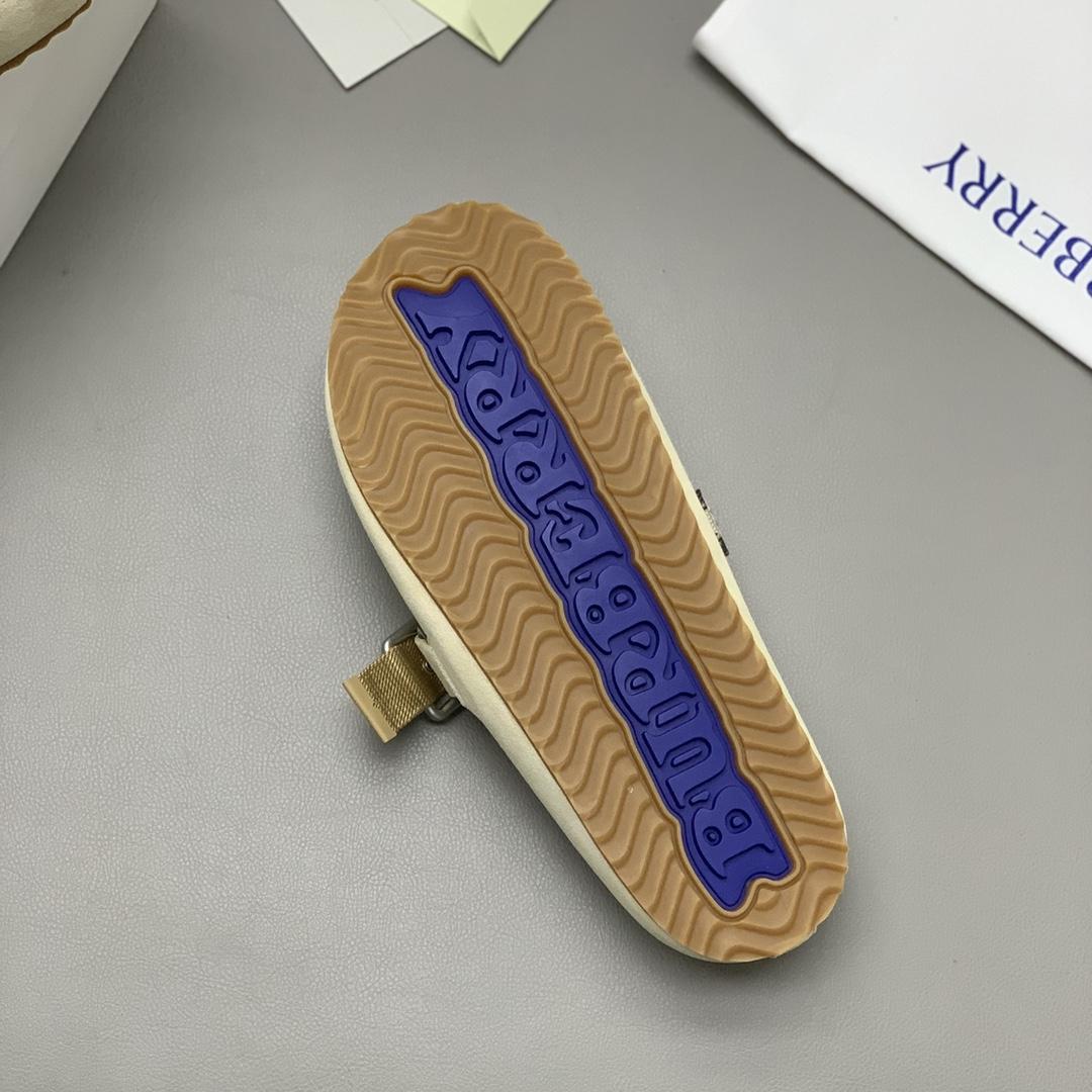 Burberry Suede Urchin Clogs - DesignerGu