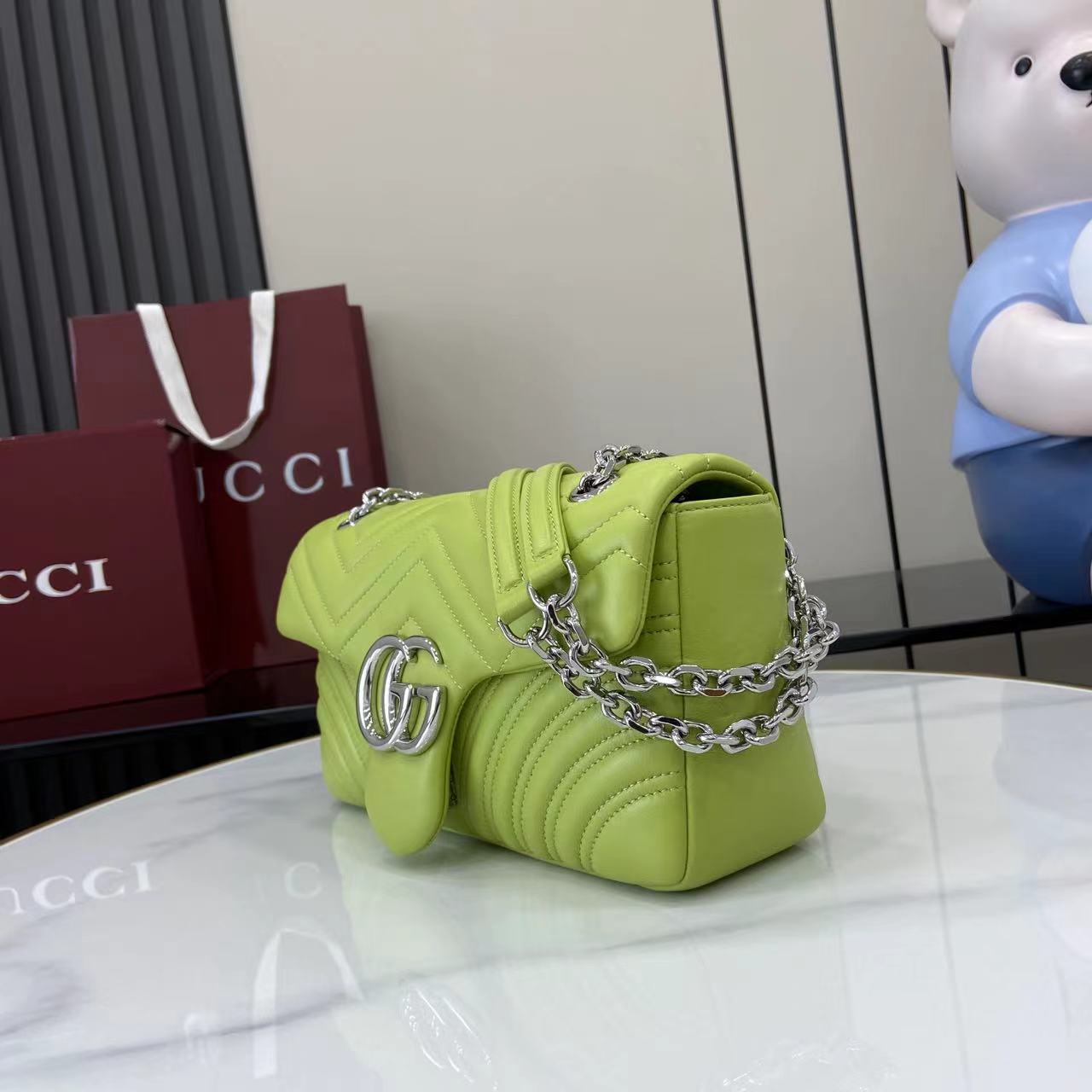 Gucci GG Marmont Medium Shoulder Bag - DesignerGu