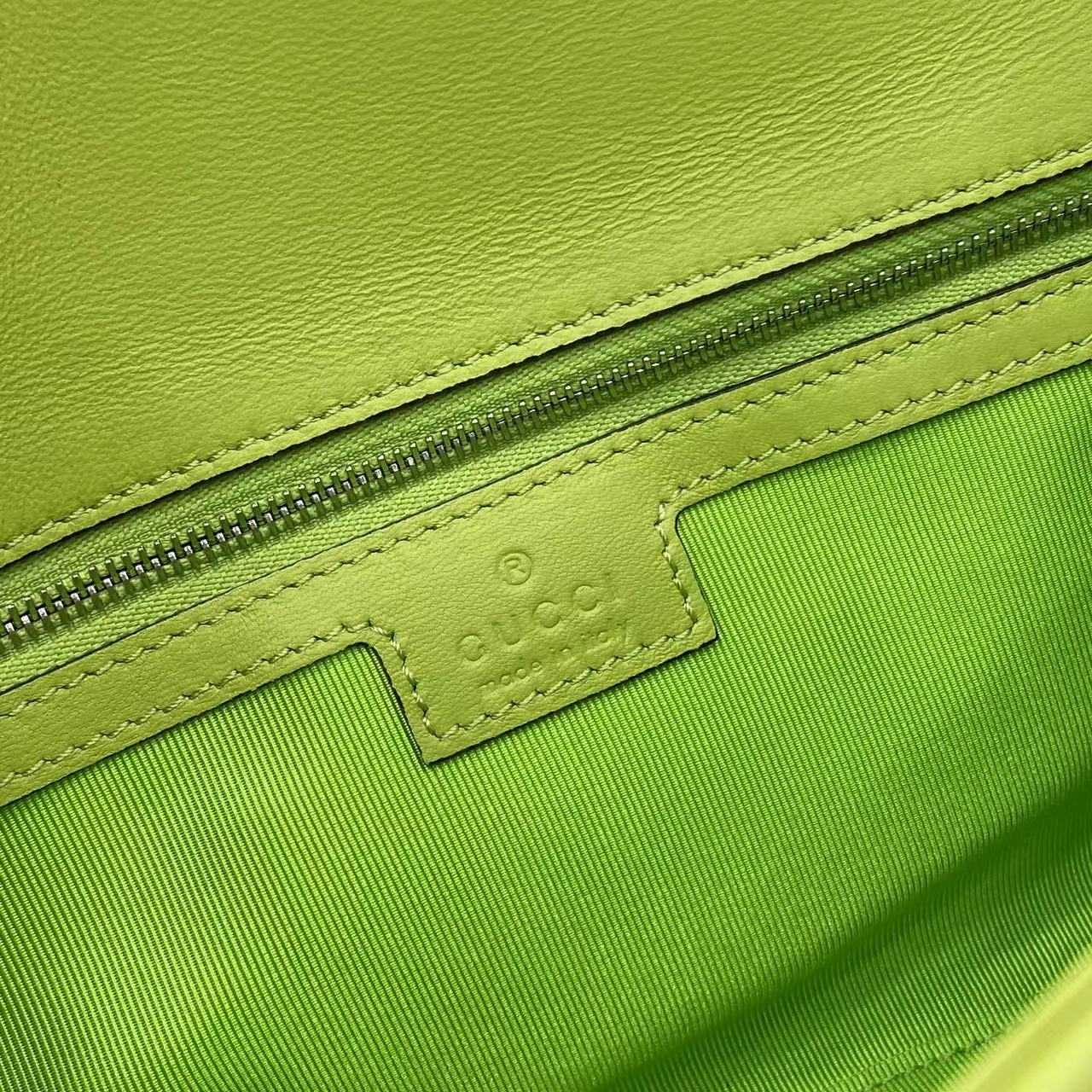 Gucci GG Marmont Medium Shoulder Bag - DesignerGu