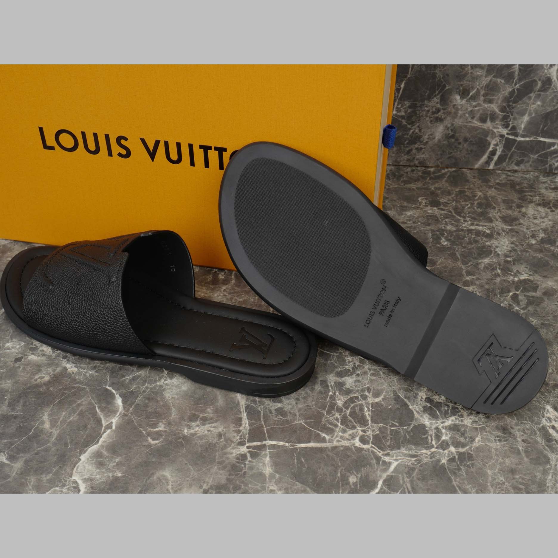 Louis Vuitton LV Portofino Mule   1AHSGN - DesignerGu
