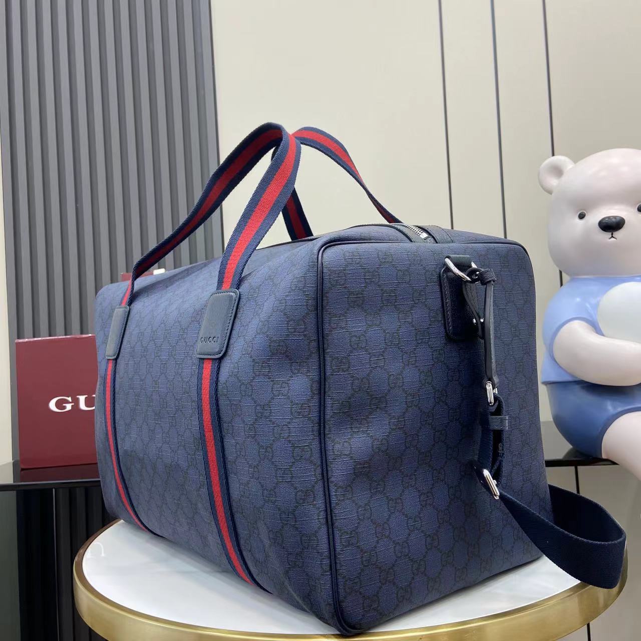 Gucci Medium Duffle Bag With Web - DesignerGu