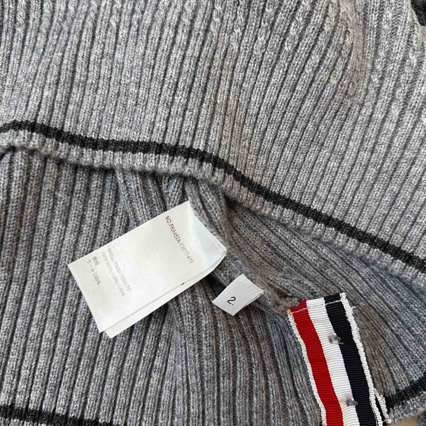 Thom Browne Knitted Sweater yf1217  (50% Off Sale) - DesignerGu