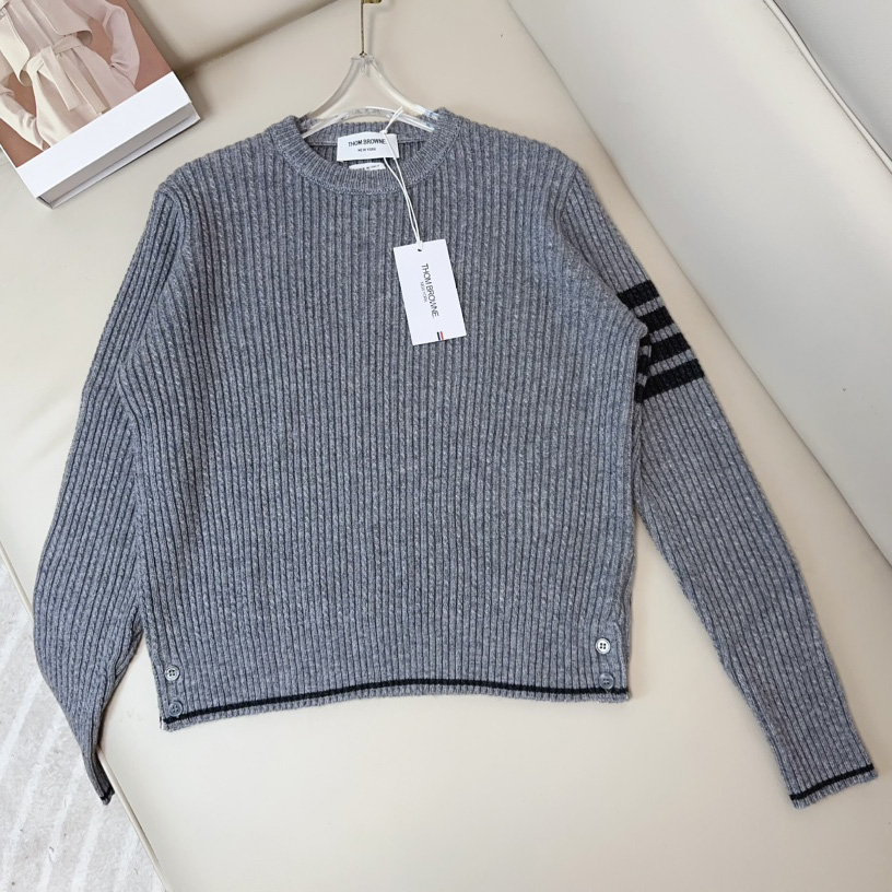 Thom Browne Knitted Sweater yf1217  (50% Off Sale) - DesignerGu