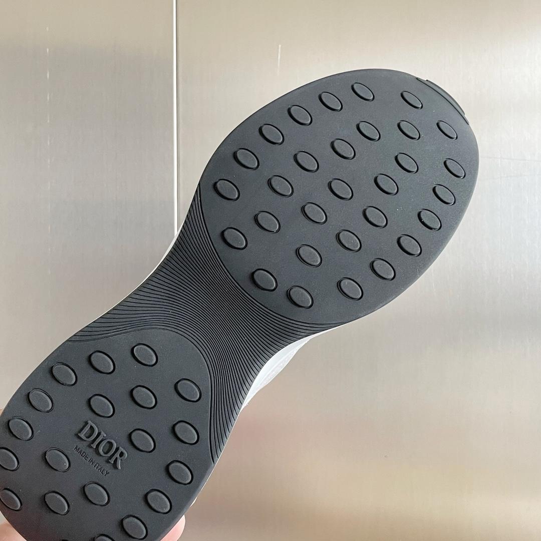 Dior B25 Runner Sneaker   - DesignerGu